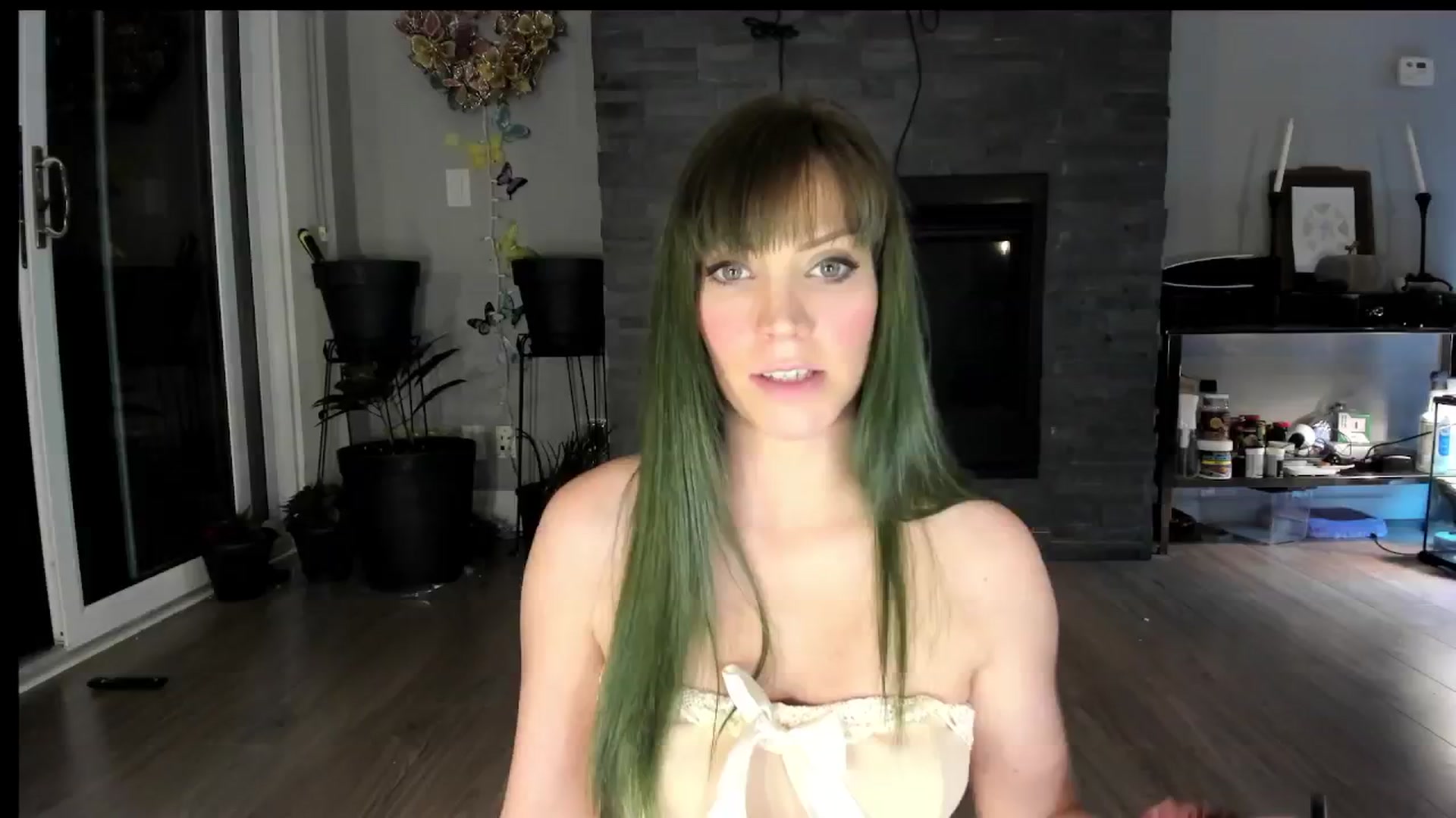Gallery image thumbnail from Laurel's myfreecams stream on, 09/11/2024, 02:13 image 20 of 20