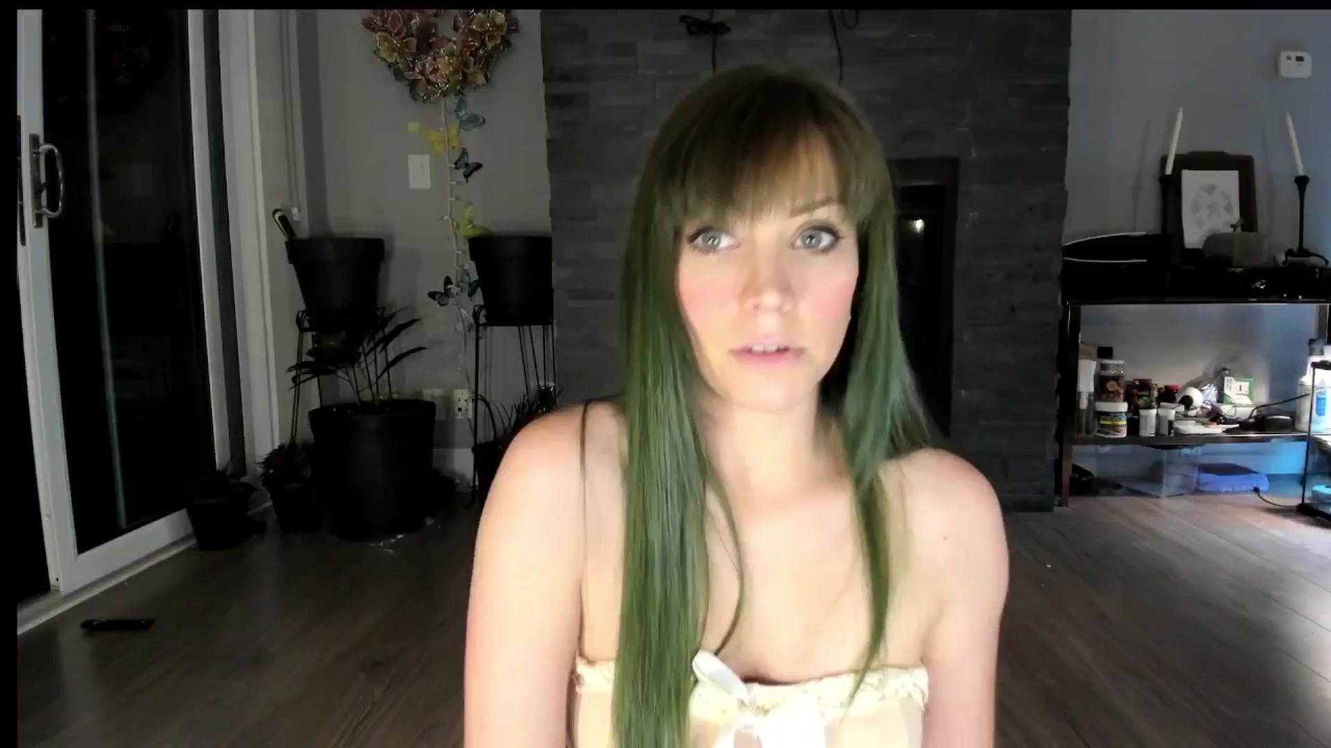 Gallery image thumbnail from Laurel's myfreecams stream on, 09/11/2024, 02:13 image 15 of 20