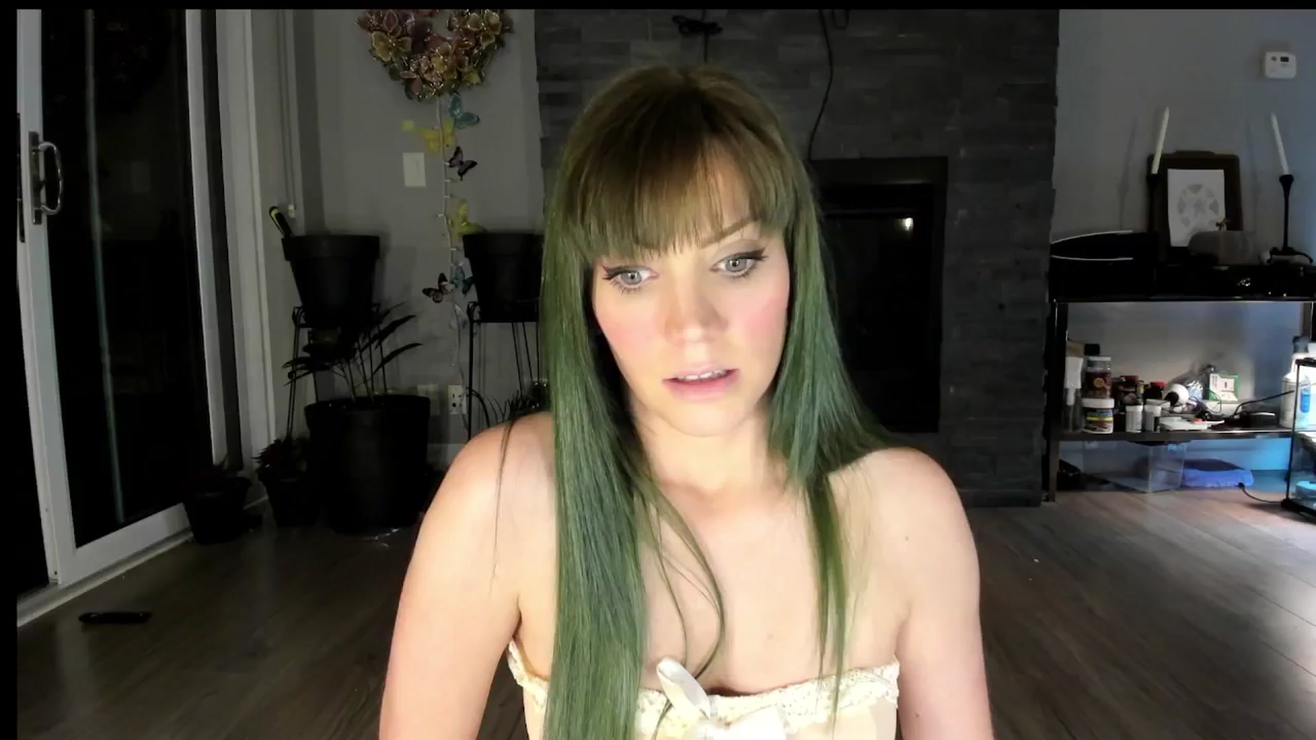 Gallery image thumbnail from Laurel's myfreecams stream on, 09/11/2024, 02:13 image 16 of 20