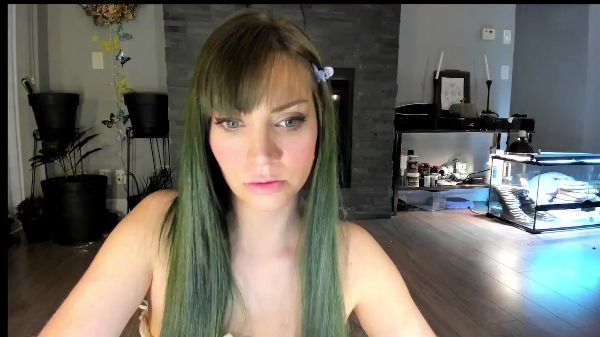 Gallery image thumbnail from Laurel's myfreecams stream on, 09/11/2024, 02:13 image 5 of 20