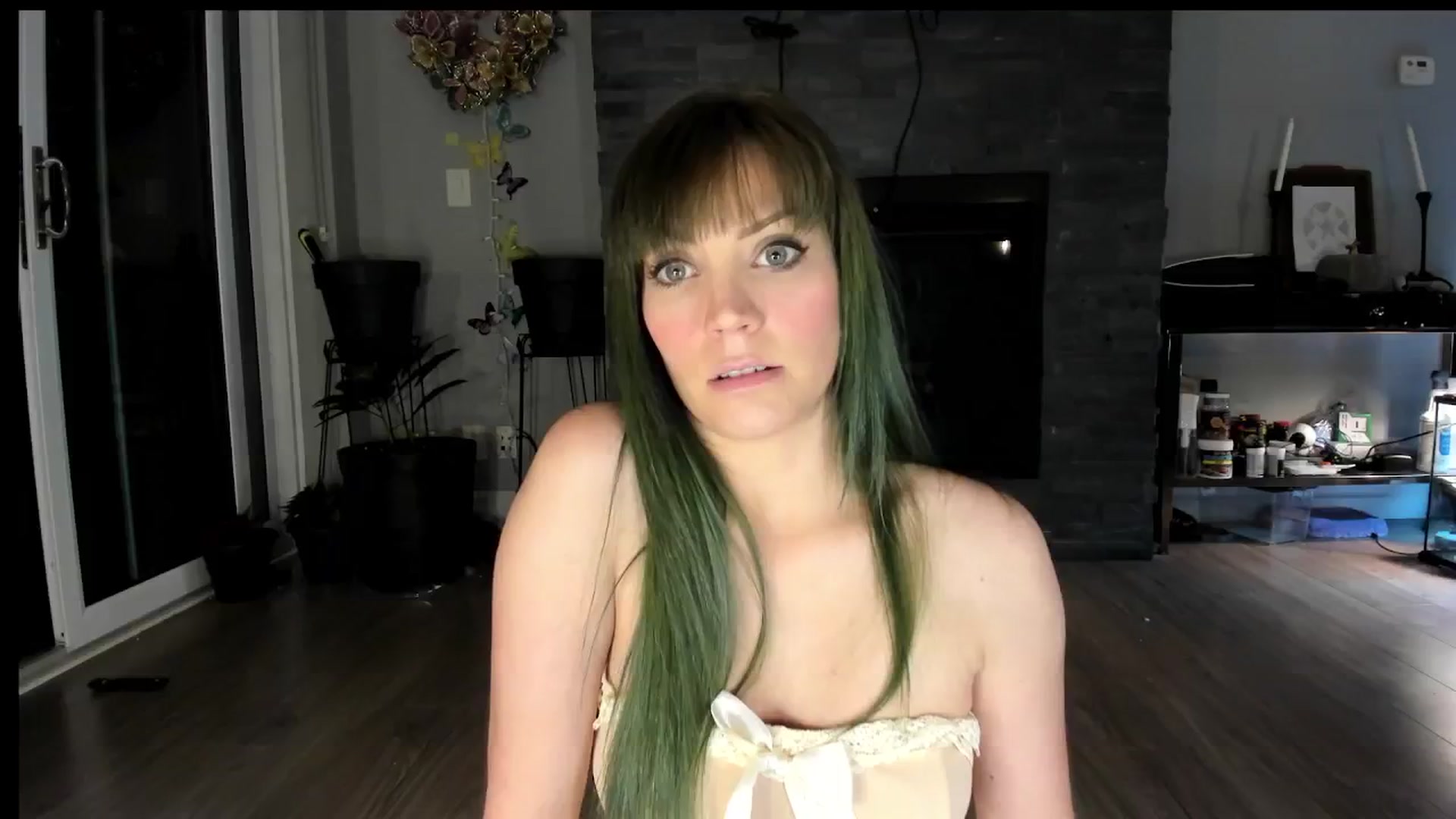 Gallery image thumbnail from Laurel's myfreecams stream on, 09/11/2024, 02:13 image 13 of 20