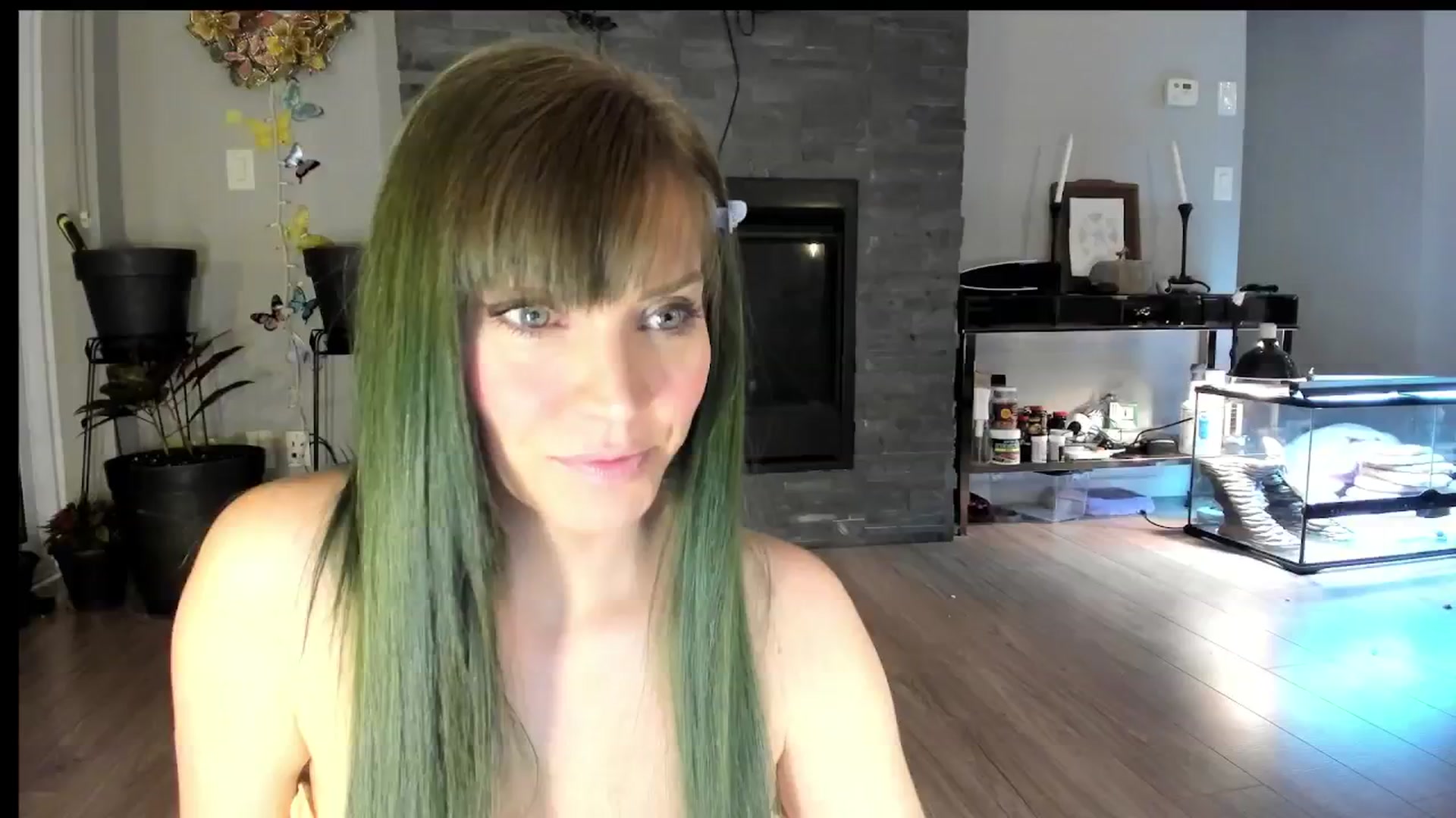 Gallery image thumbnail from Laurel's myfreecams stream on, 09/11/2024, 02:13 image 4 of 20
