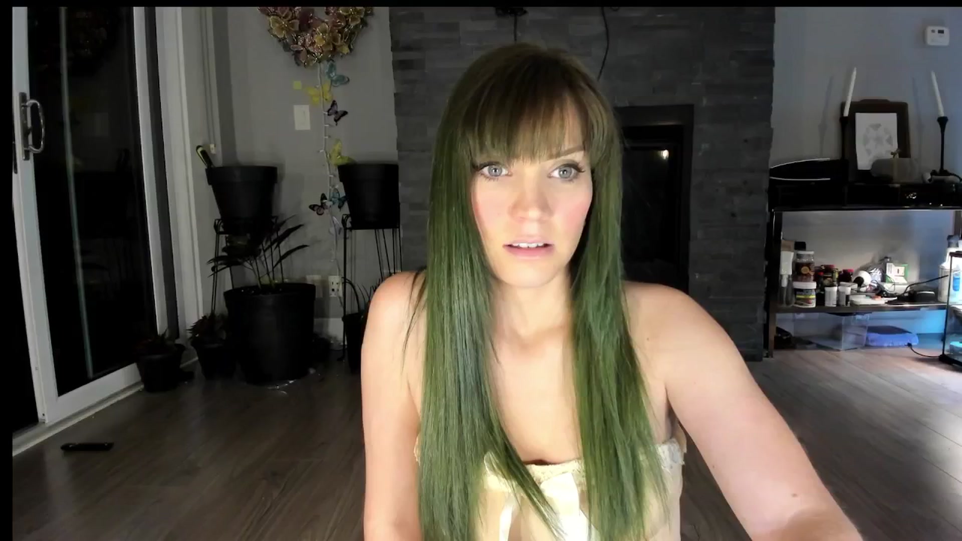 Gallery image thumbnail from Laurel's myfreecams stream on, 09/11/2024, 02:13 image 9 of 20