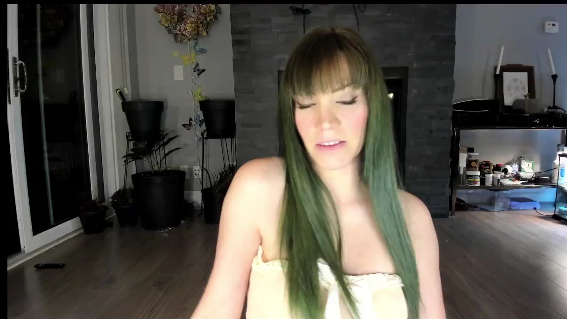 Gallery image thumbnail from Laurel's myfreecams stream on, 09/11/2024, 02:13 image 10 of 20