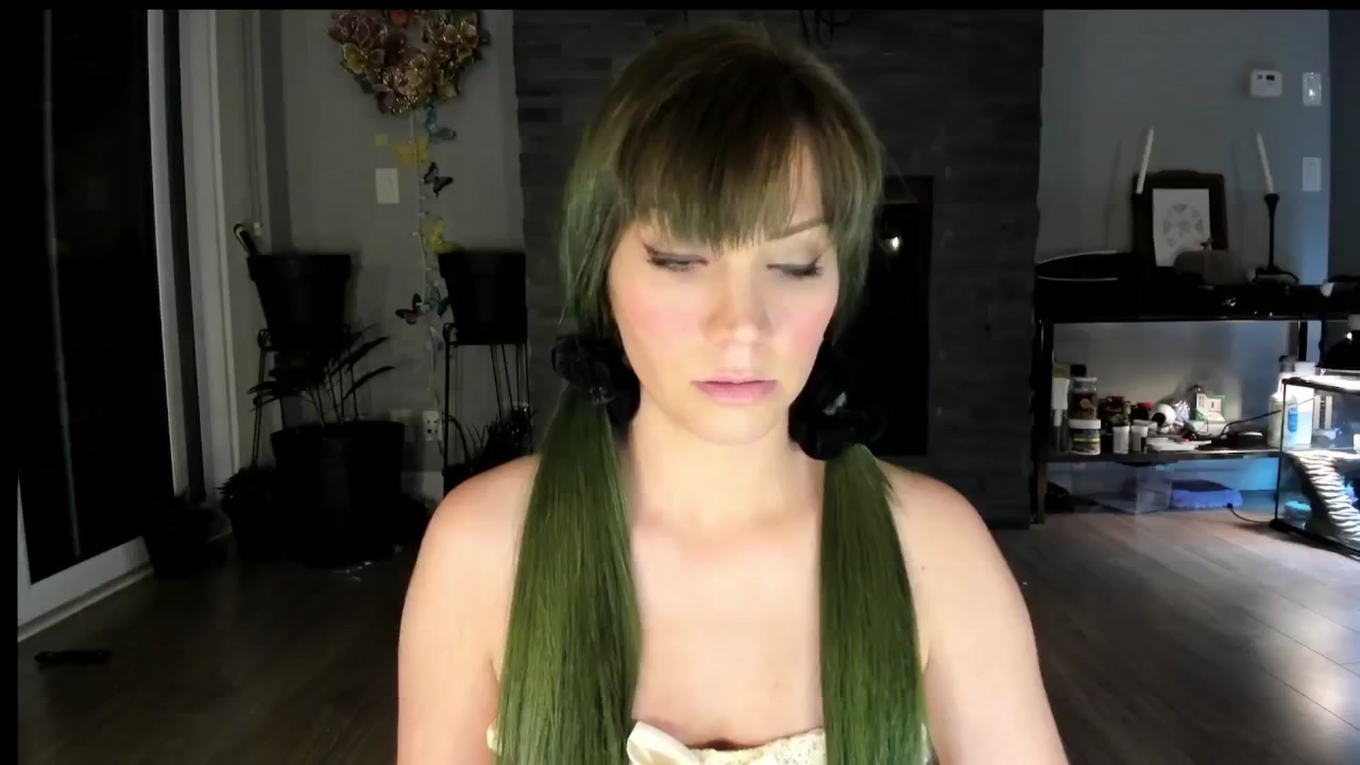 Gallery image thumbnail from Laurel's myfreecams stream on, 09/11/2024, 02:36 image 19 of 20