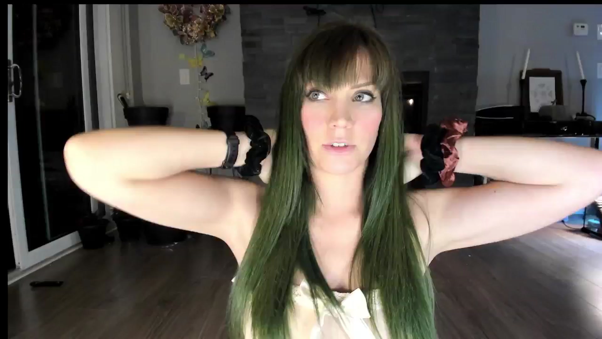 Gallery image thumbnail from Laurel's myfreecams stream on, 09/11/2024, 02:36 image 14 of 20