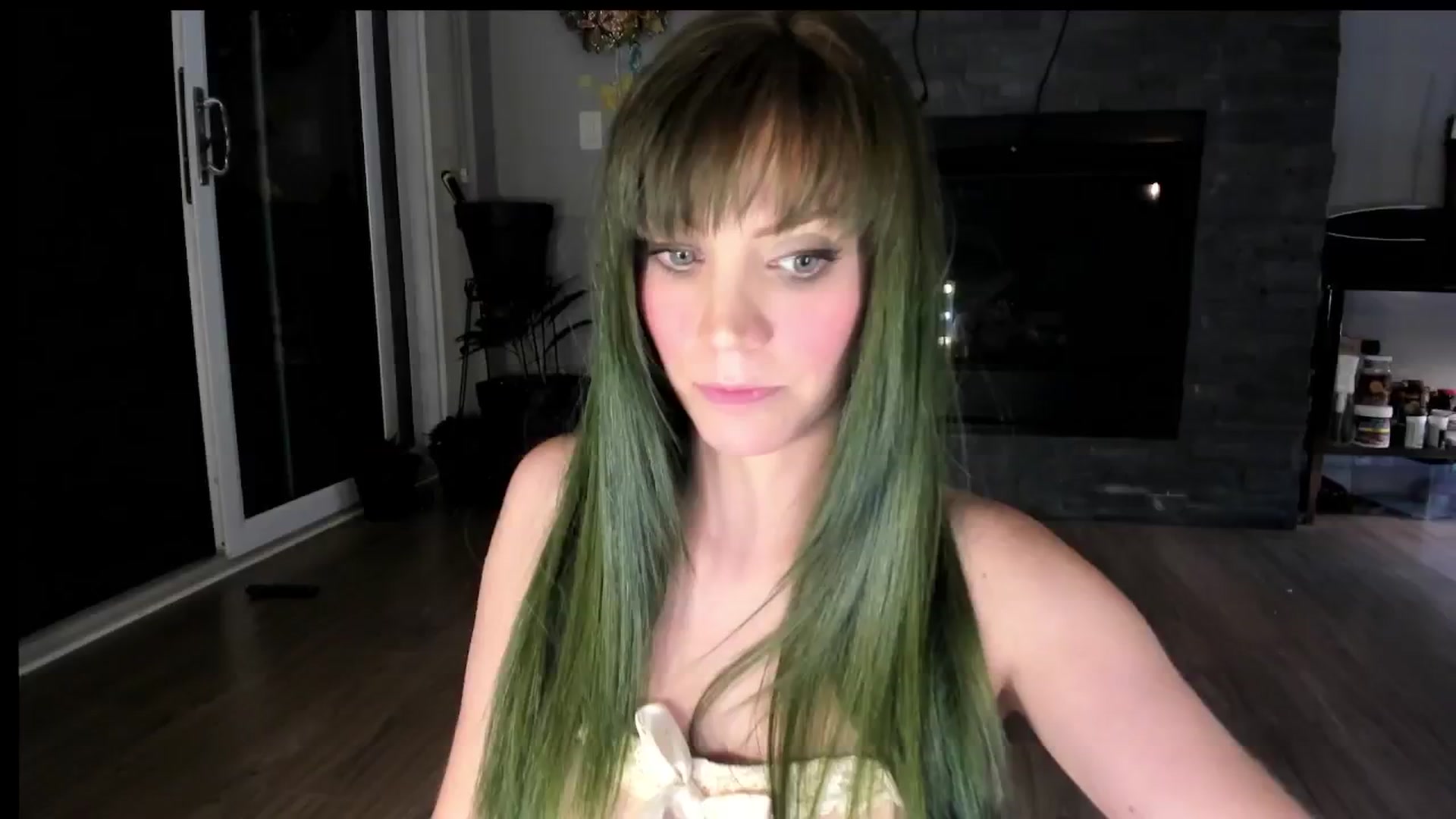 Gallery image thumbnail from Laurel's myfreecams stream on, 09/11/2024, 04:34 image 6 of 20
