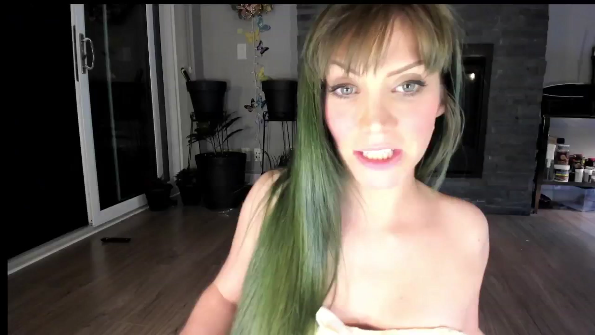 Gallery image thumbnail from Laurel's myfreecams stream on, 09/11/2024, 04:34 image 19 of 20