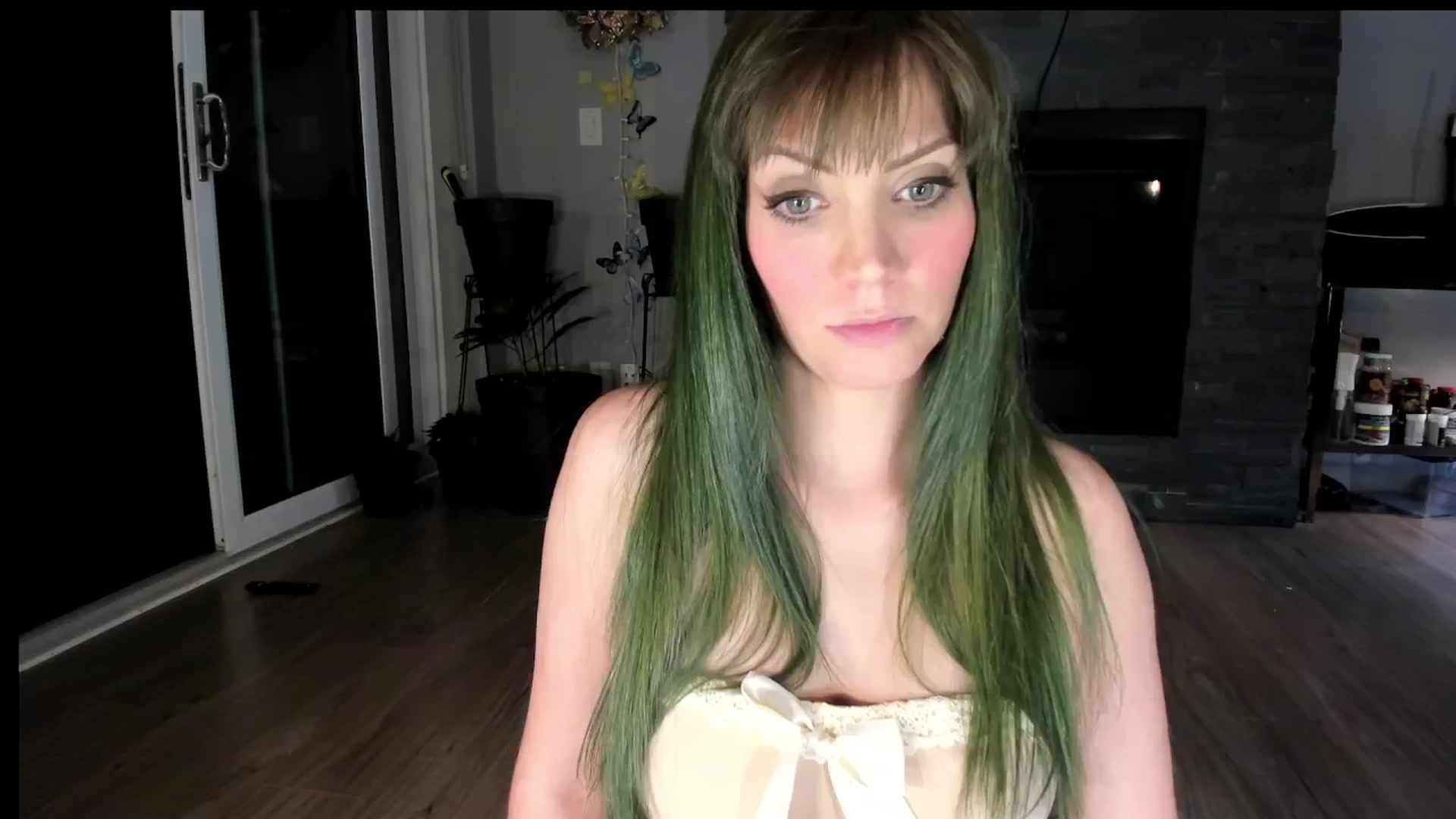 Gallery image thumbnail from Laurel's myfreecams stream on, 09/11/2024, 04:34 image 16 of 20