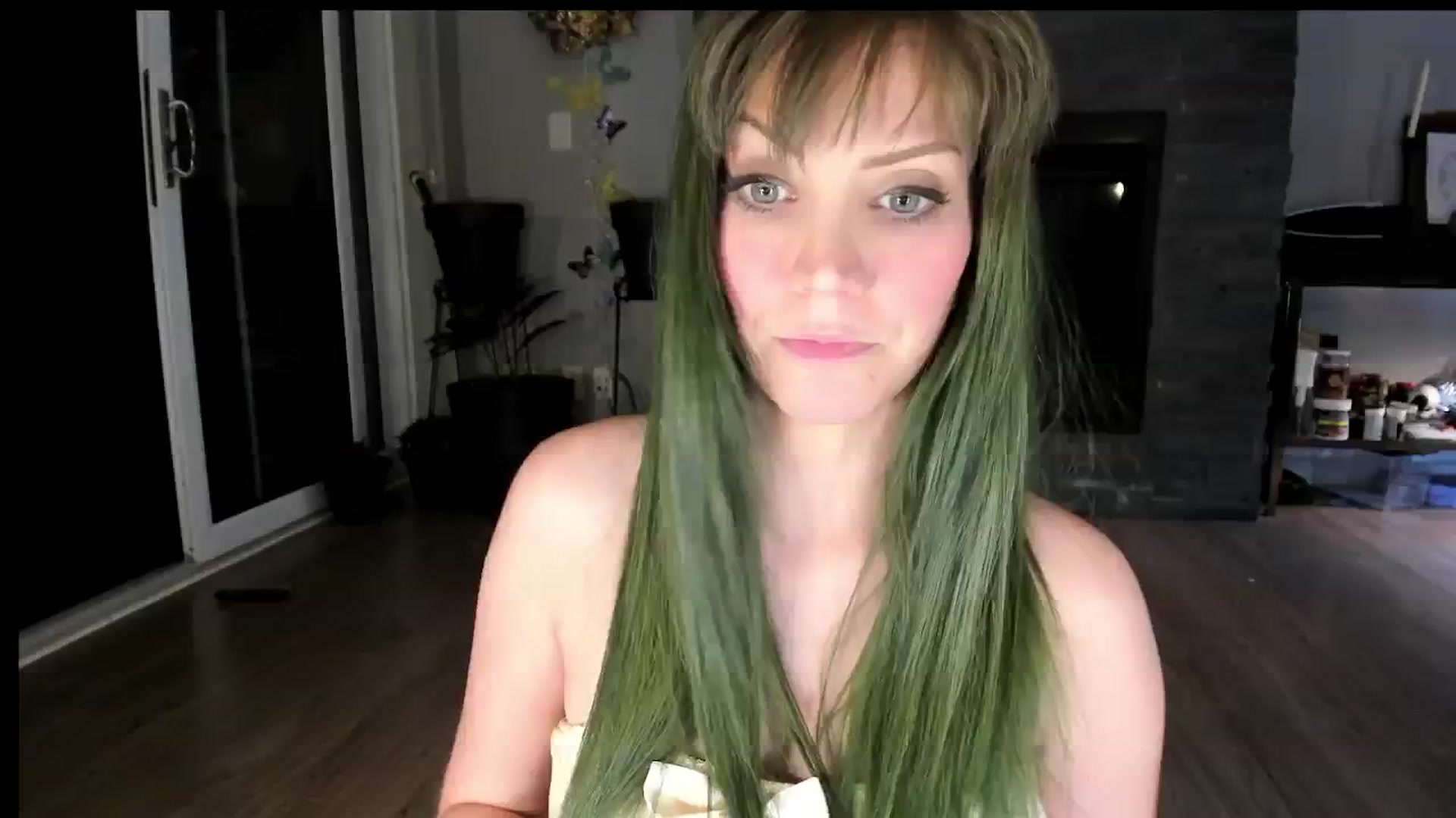 Gallery image thumbnail from Laurel's myfreecams stream on, 09/11/2024, 06:03 image 10 of 20