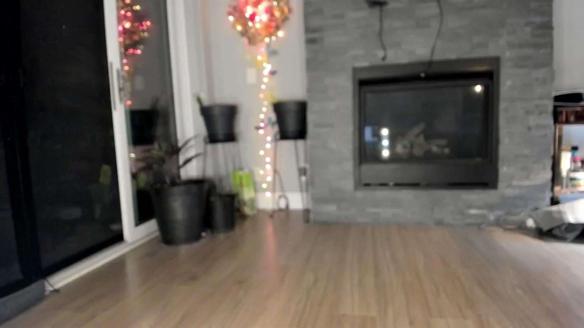 Gallery image thumbnail from Laurel's myfreecams stream on, 09/13/2024, 02:29 image 9 of 20