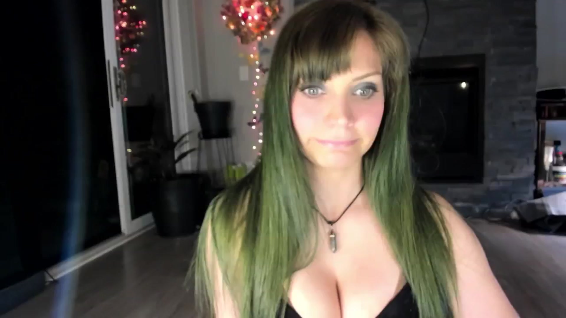 Gallery image thumbnail from Laurel's myfreecams stream on, 09/13/2024, 02:29 image 19 of 20