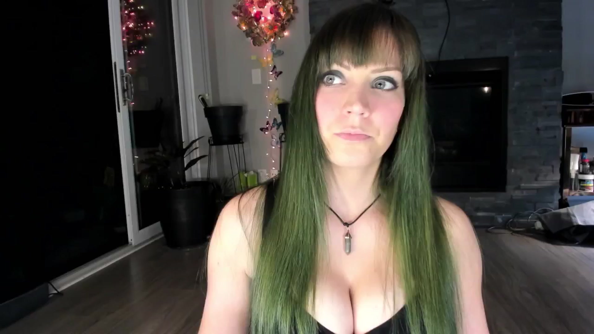 Gallery image thumbnail from Laurel's myfreecams stream on, 09/13/2024, 02:29 image 1 of 20