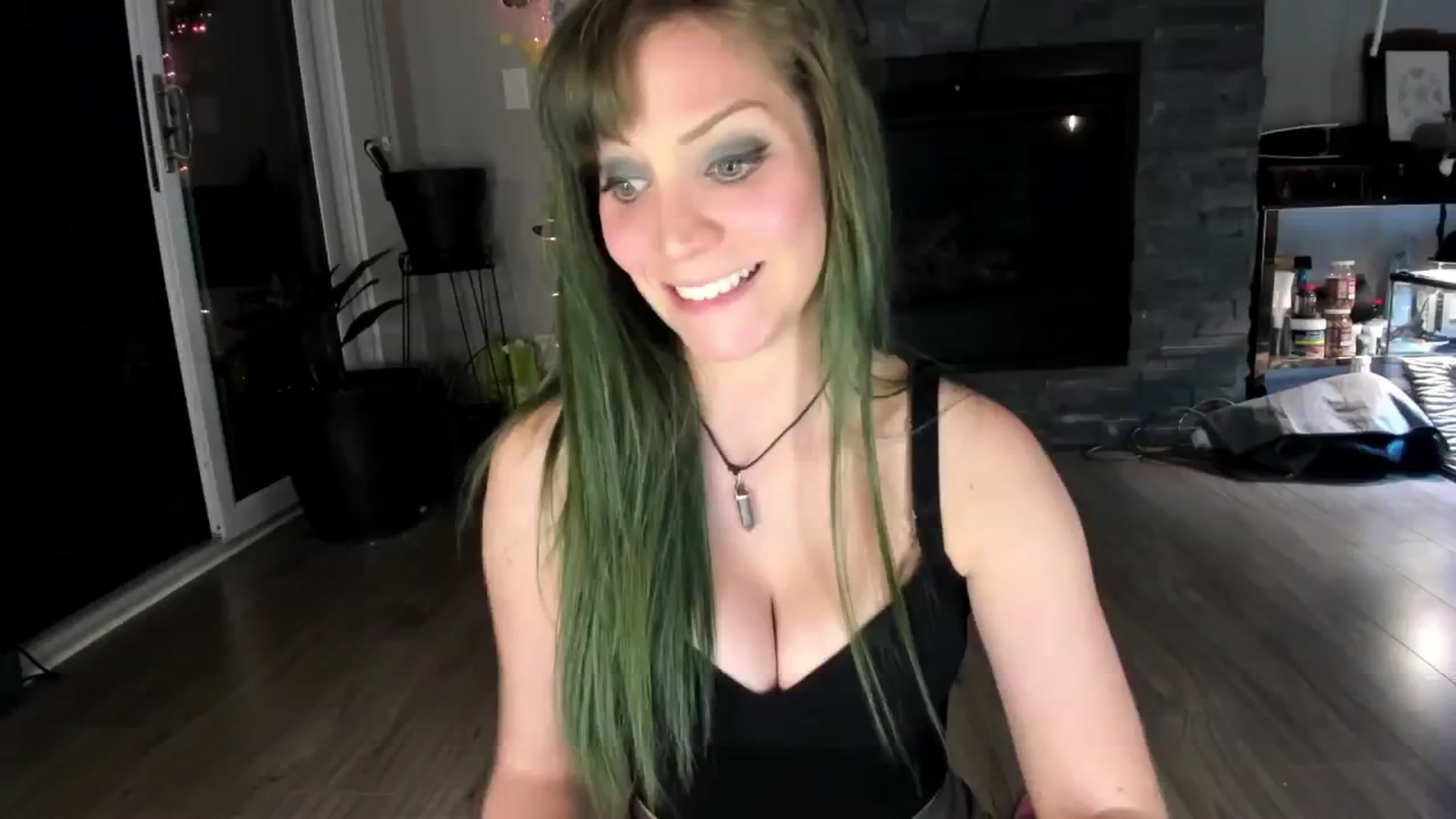 Gallery image thumbnail from Laurel's myfreecams stream on, 09/13/2024, 04:41 image 5 of 20