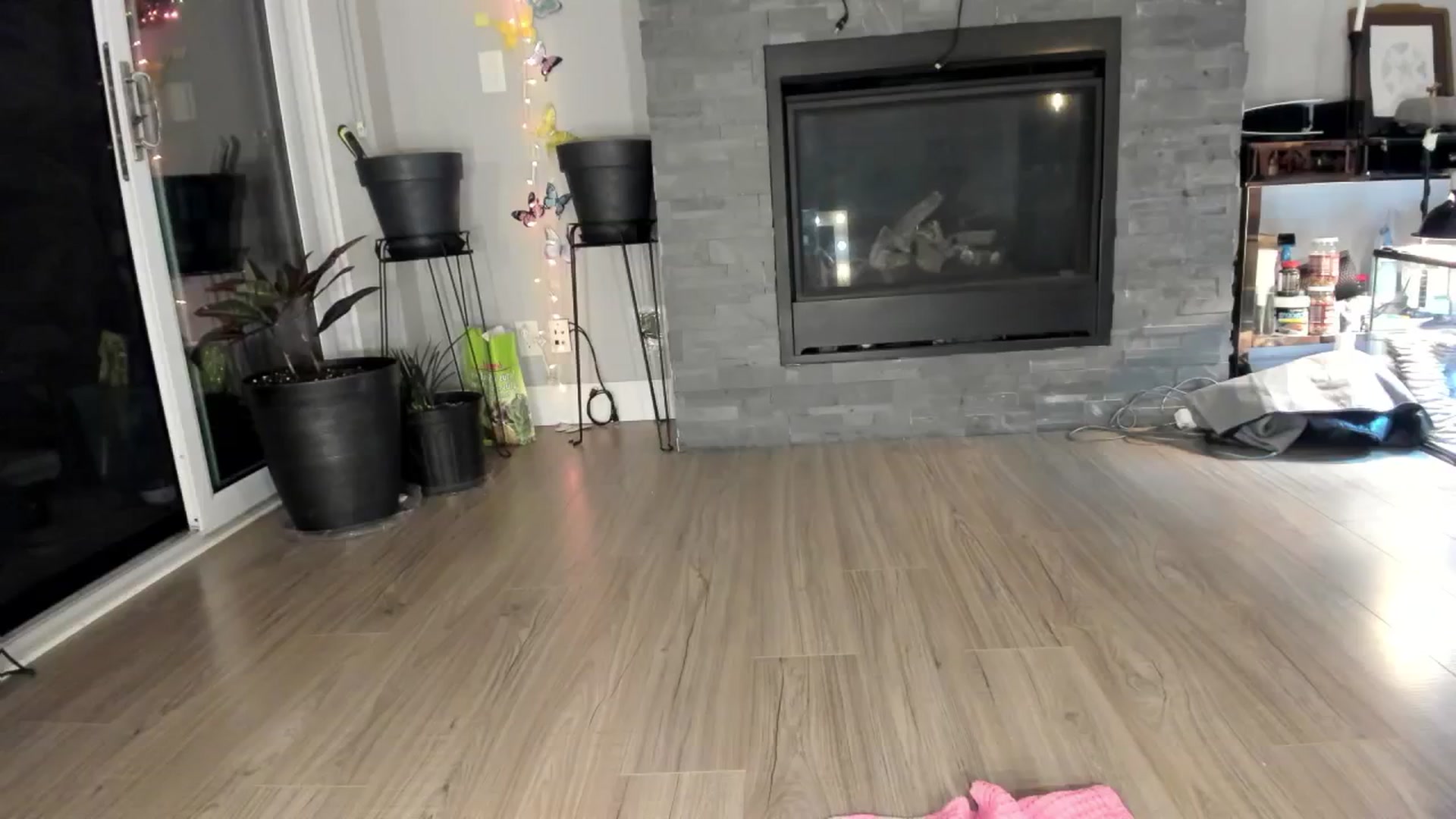 Gallery image thumbnail from Laurel's myfreecams stream on, 09/13/2024, 04:41 image 18 of 20