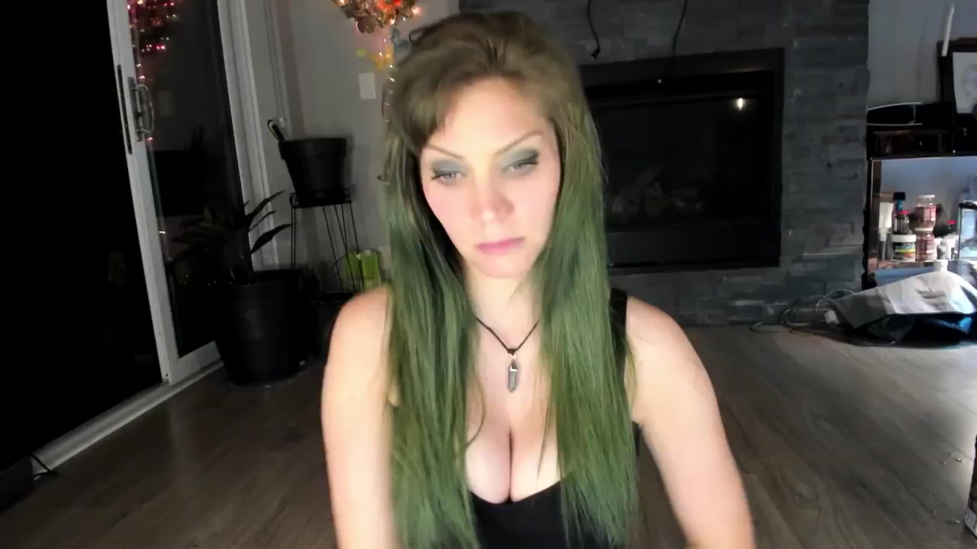 Gallery image thumbnail from Laurel's myfreecams stream on, 09/13/2024, 05:33 image 17 of 20