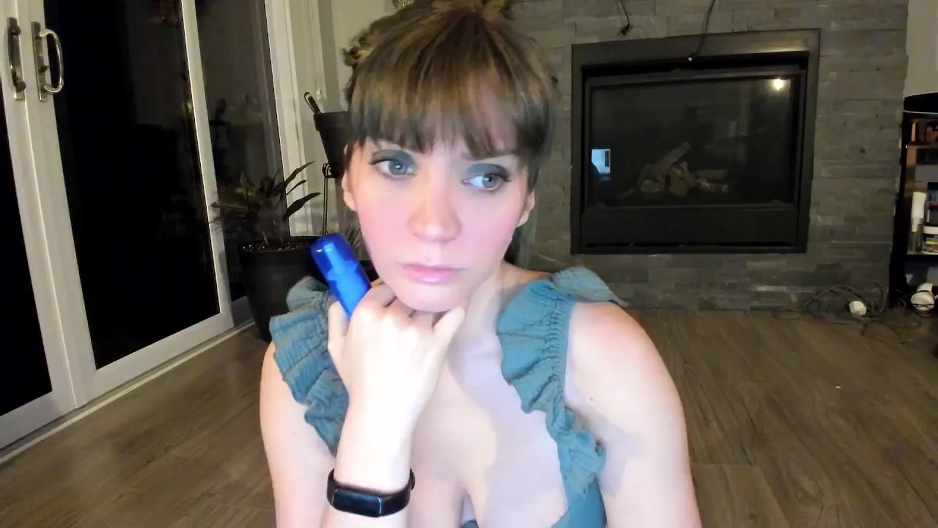 Gallery image thumbnail from Laurel's myfreecams stream on, 09/14/2024, 06:21 image 7 of 20