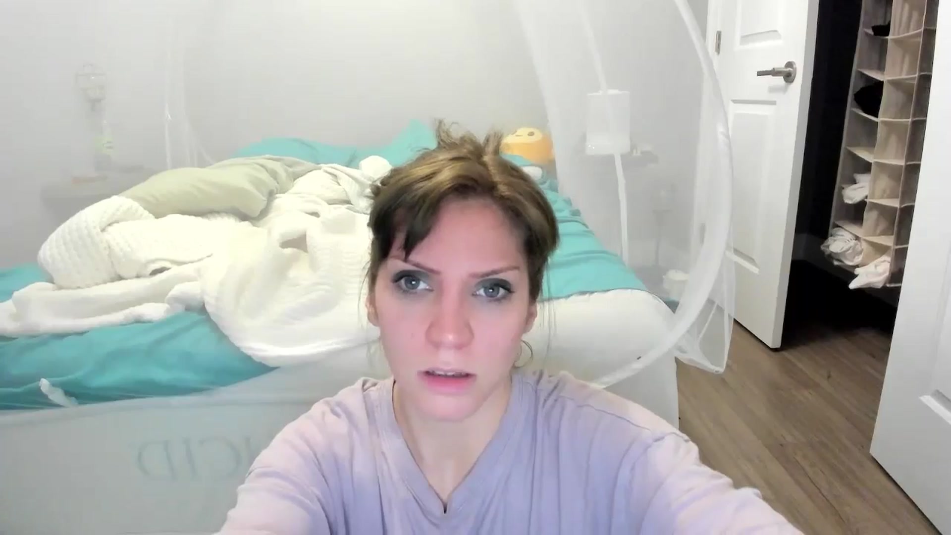 Gallery image thumbnail from Laurel's myfreecams stream on, 09/14/2024, 07:06 image 13 of 20