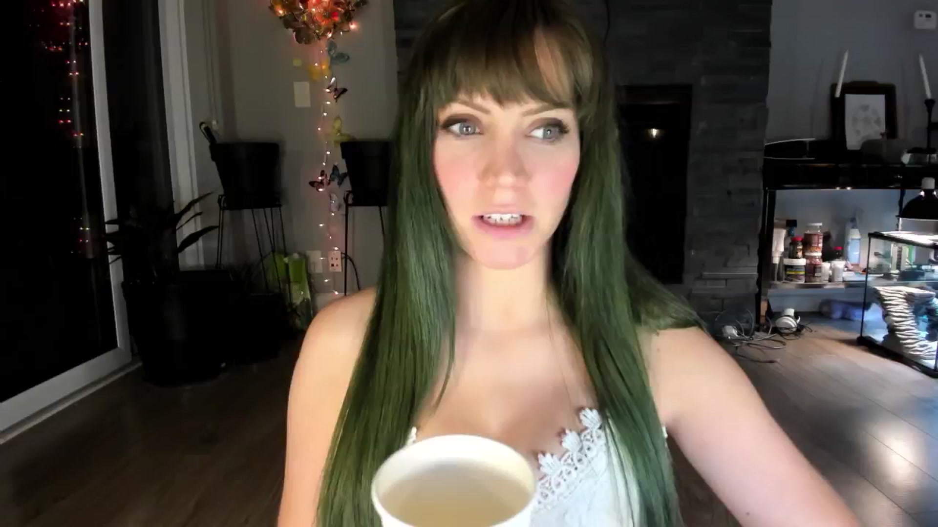 Gallery image thumbnail from Laurel's myfreecams stream on, 09/15/2024, 02:23 image 12 of 20