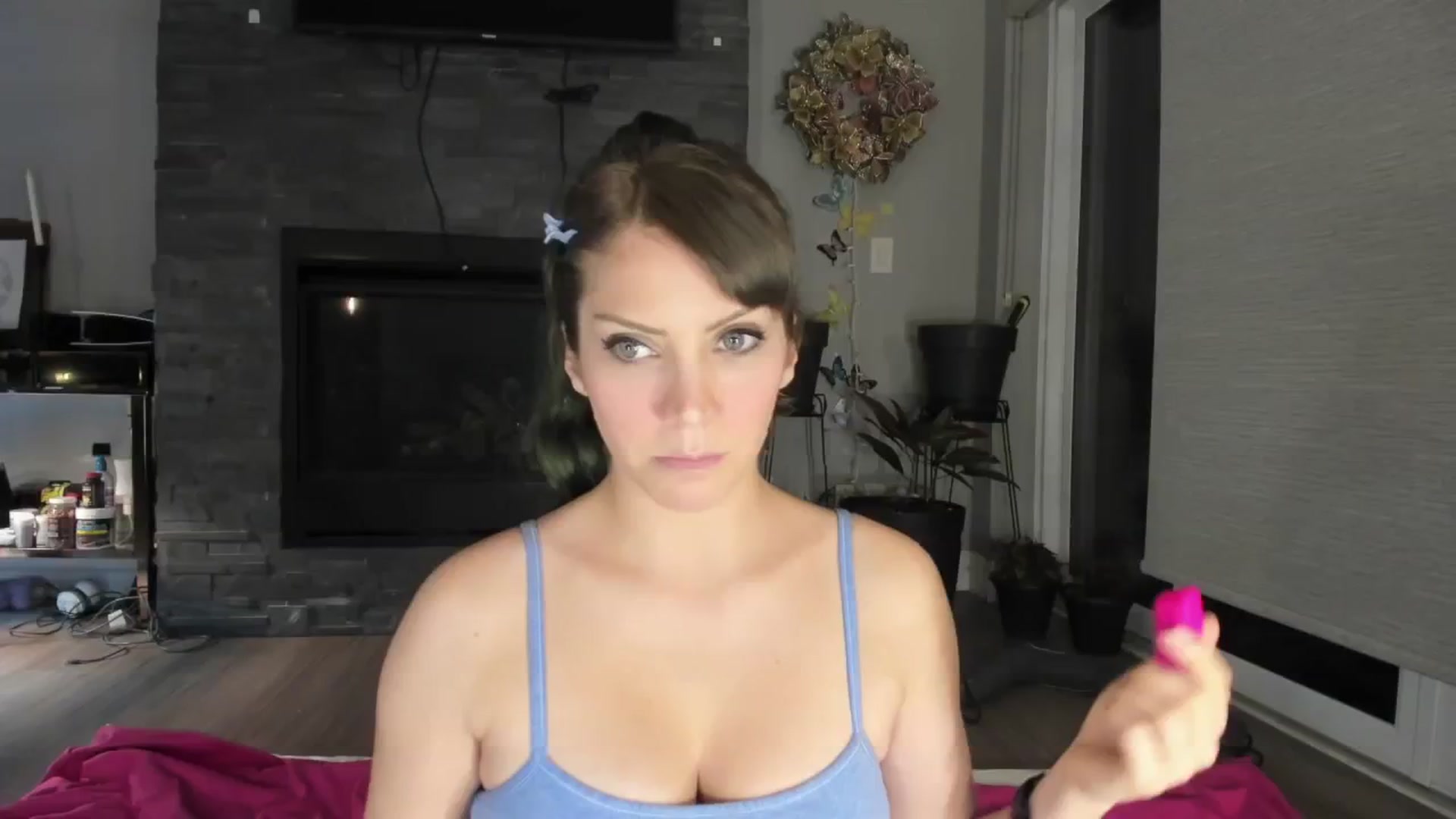 Gallery image thumbnail from Laurel's myfreecams stream on, 09/20/2024, 03:38 image 2 of 20