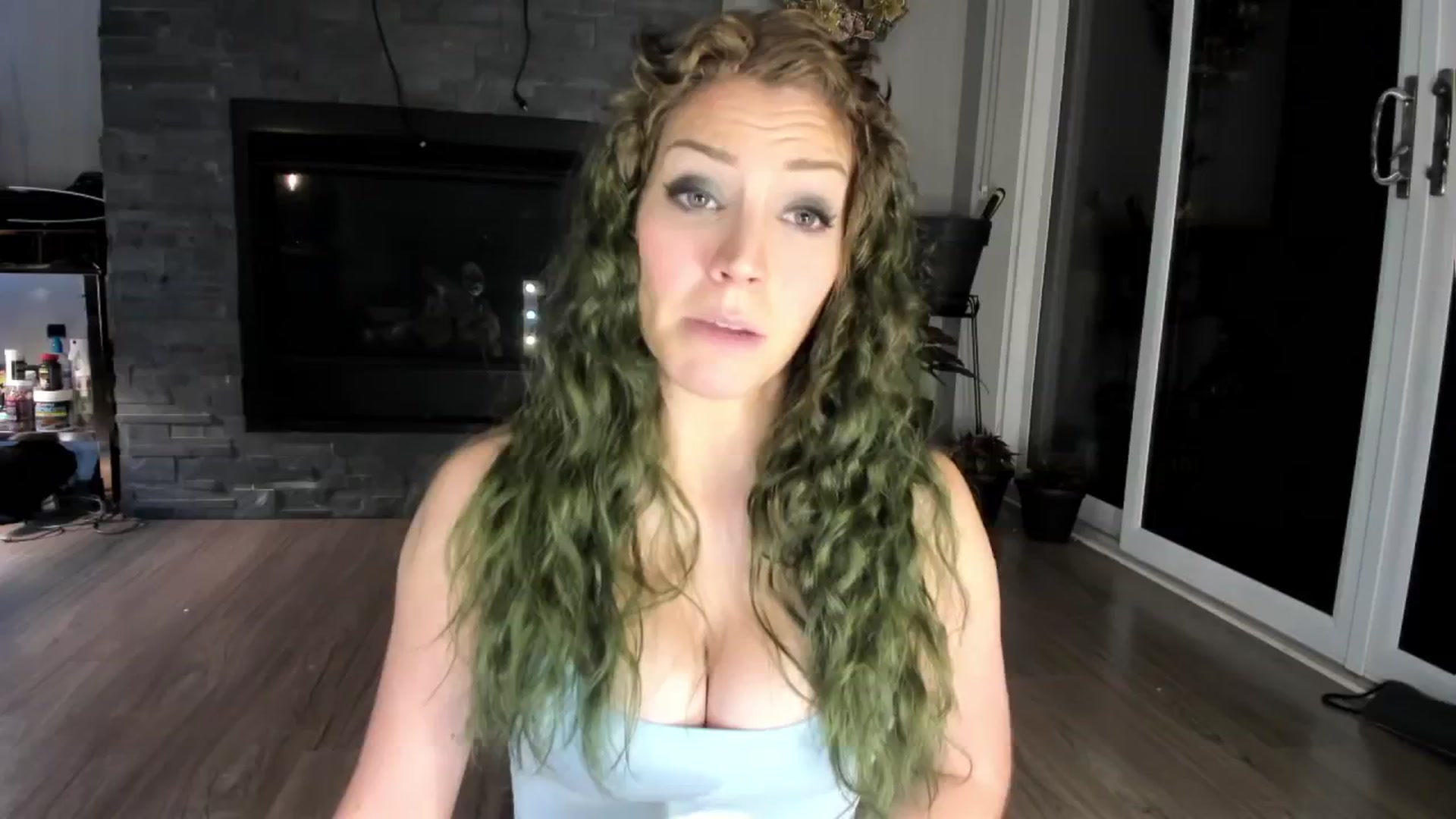 Gallery image thumbnail from Laurel's myfreecams stream on, 09/24/2024, 02:50 image 9 of 20