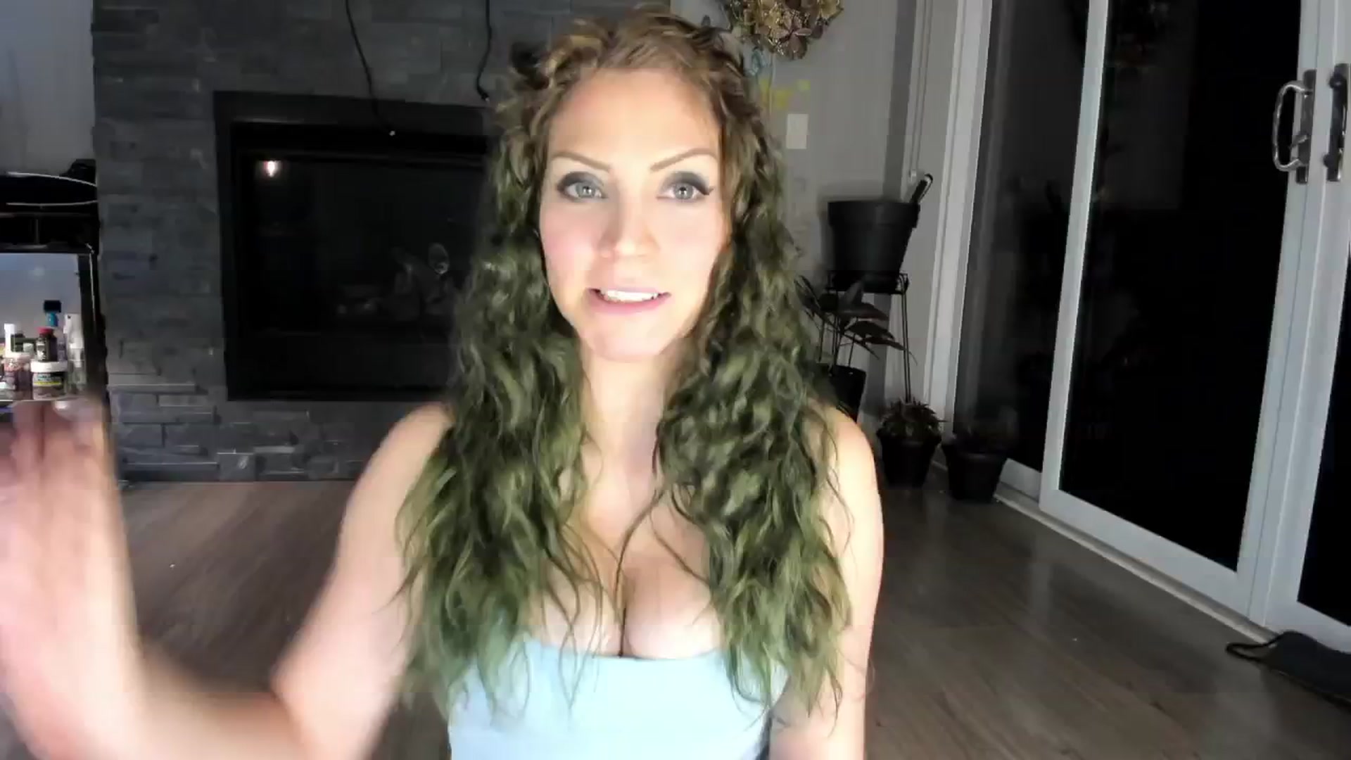 Gallery image thumbnail from Laurel's myfreecams stream on, 09/24/2024, 02:50 image 6 of 20