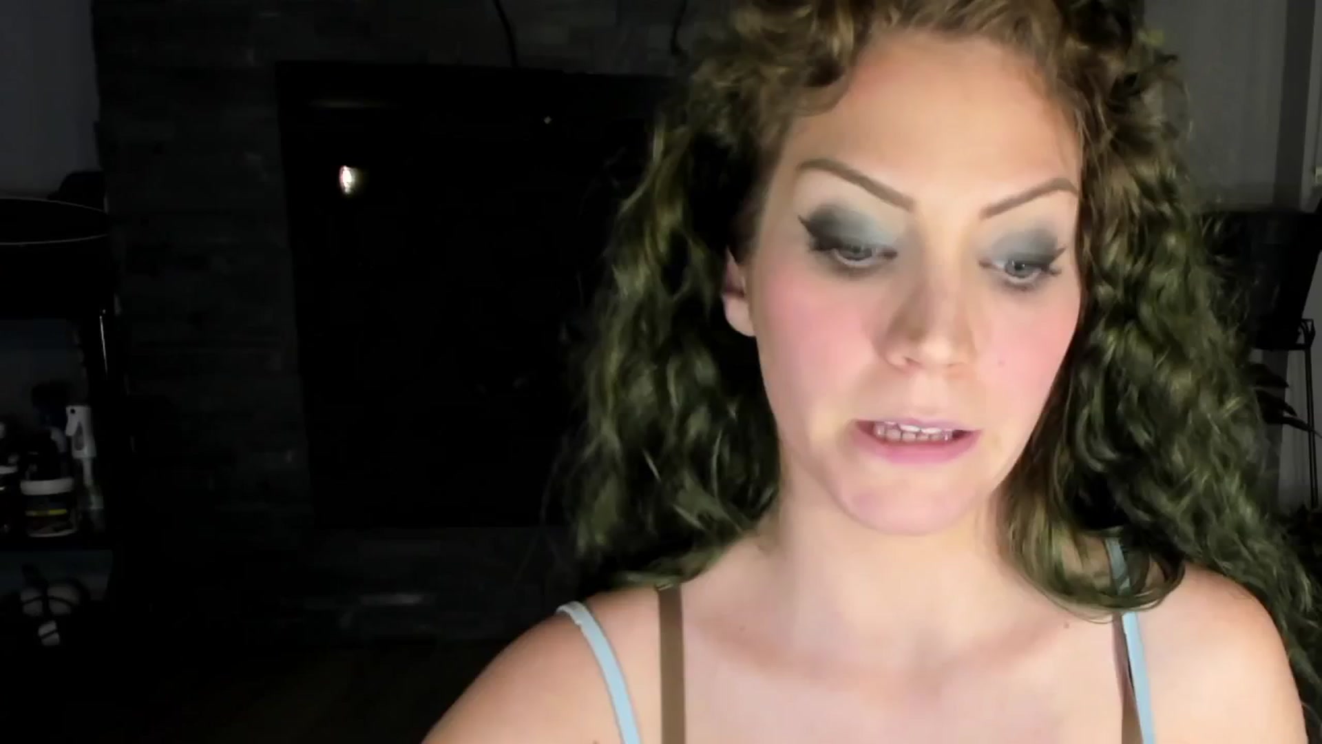 Gallery image thumbnail from Laurel's myfreecams stream on, 09/24/2024, 03:59 image 2 of 20