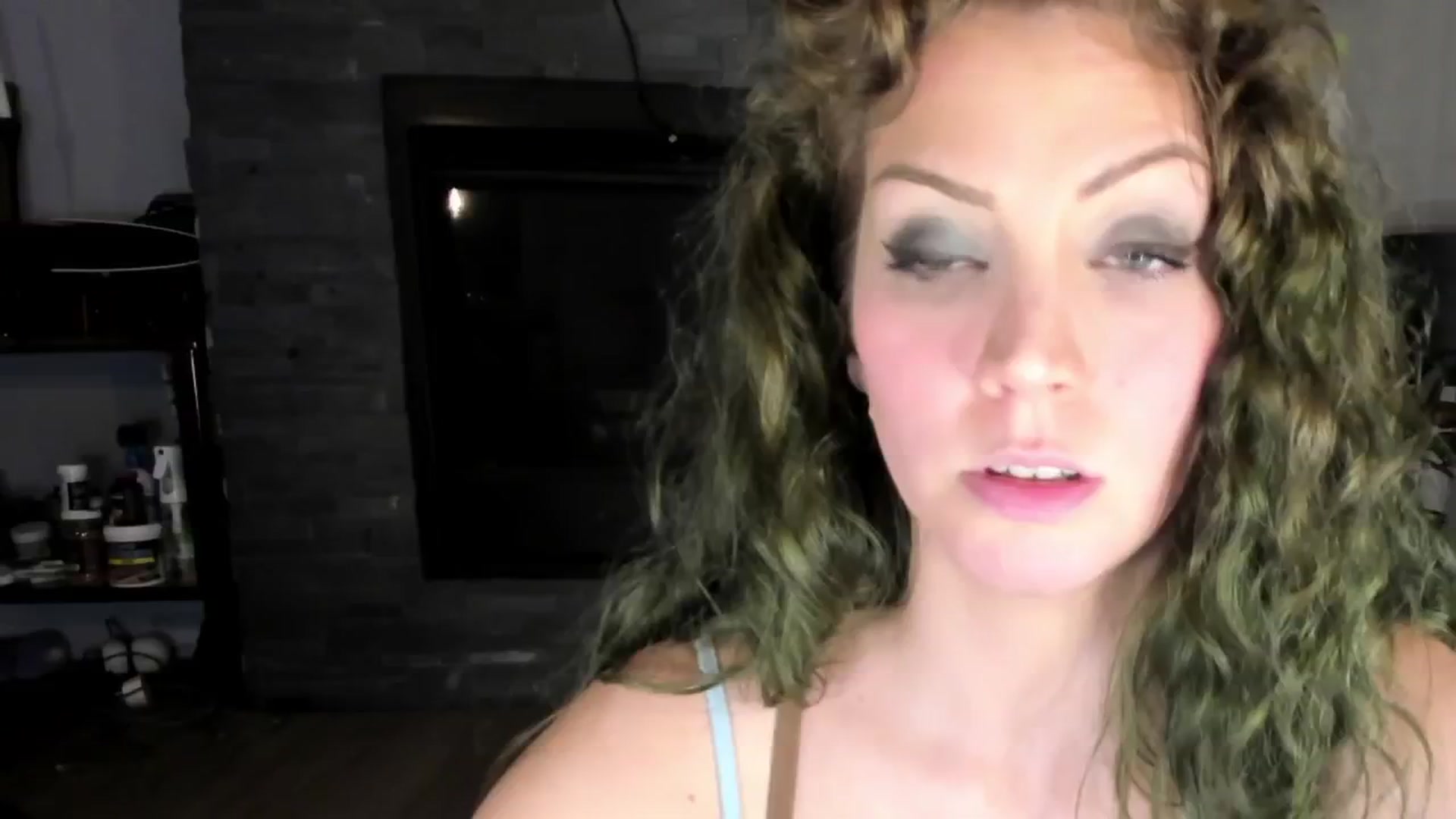 Gallery image thumbnail from Laurel's myfreecams stream on, 09/24/2024, 03:59 image 12 of 20