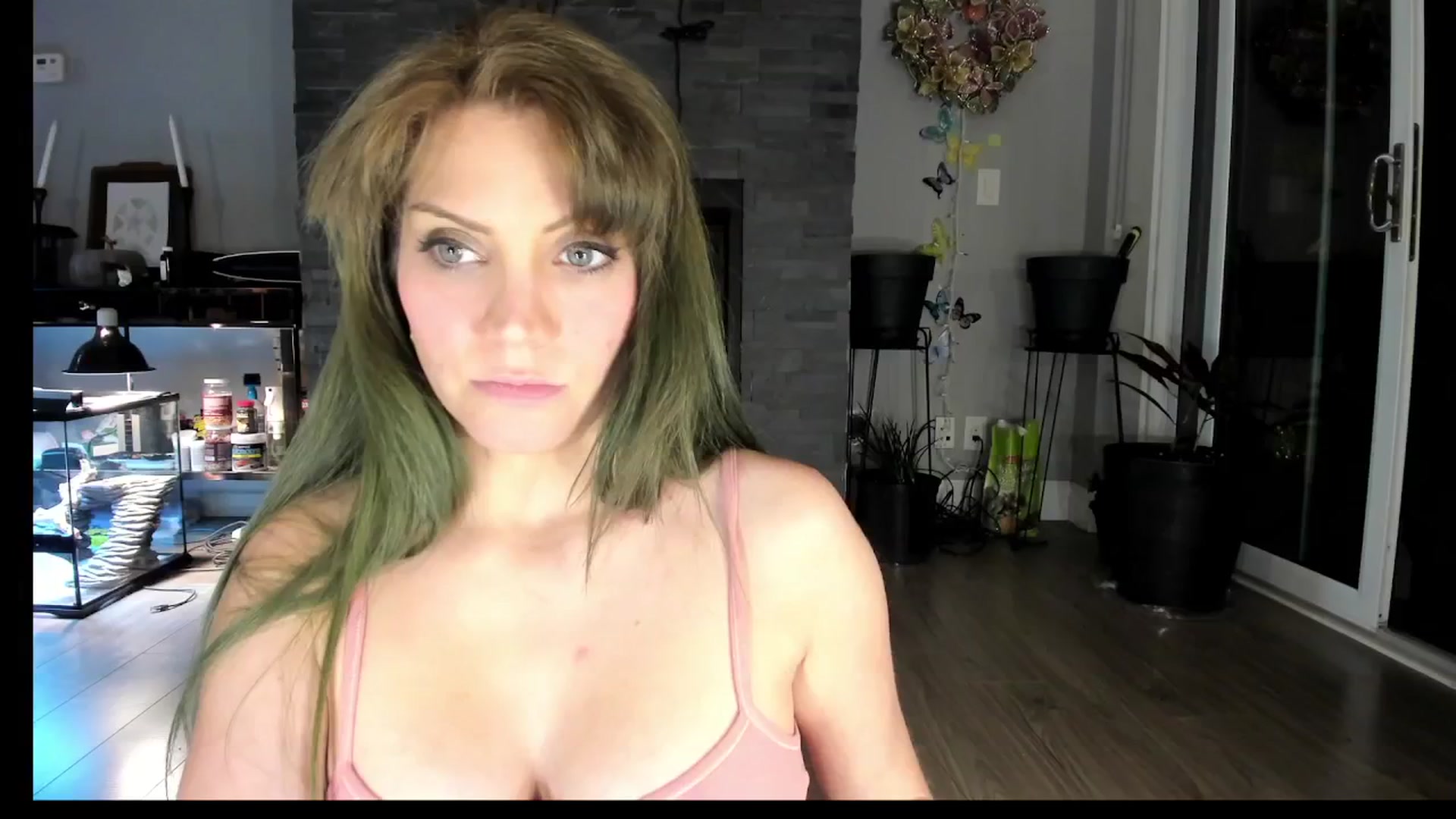 Gallery image thumbnail from Laurel's myfreecams stream on, 09/28/2024, 05:51 image 17 of 20