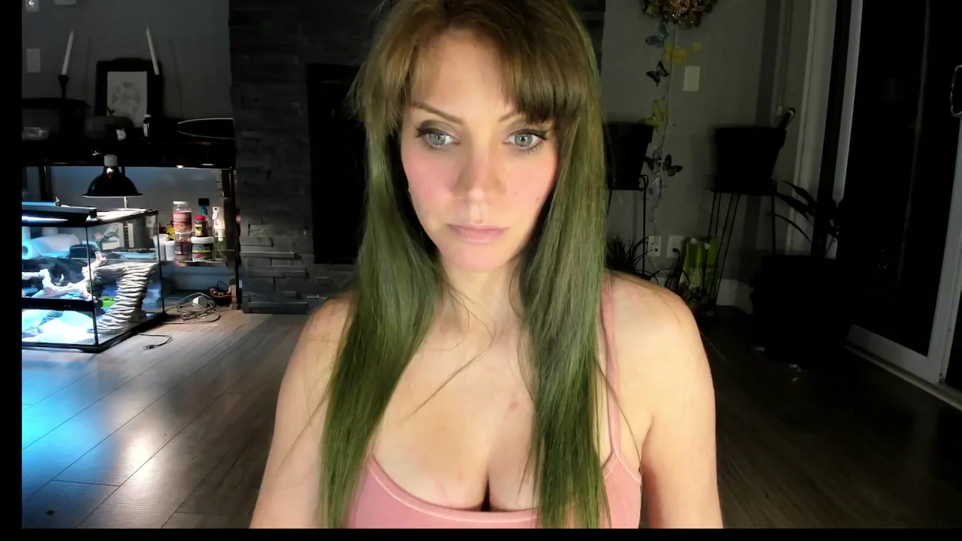 Gallery image thumbnail from Laurel's myfreecams stream on, 09/28/2024, 05:51 image 4 of 20