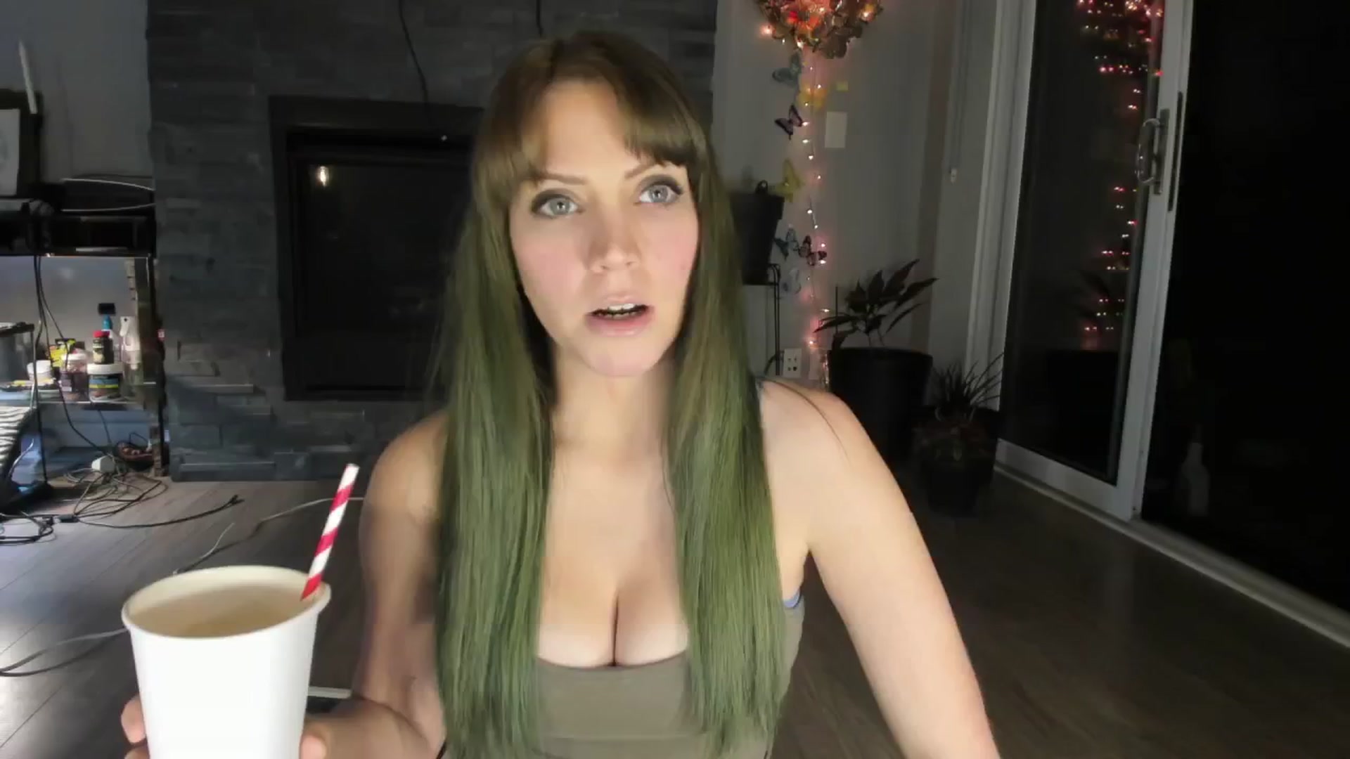 Gallery image thumbnail from Laurel's myfreecams stream on, 10/01/2024, 04:13 image 17 of 20