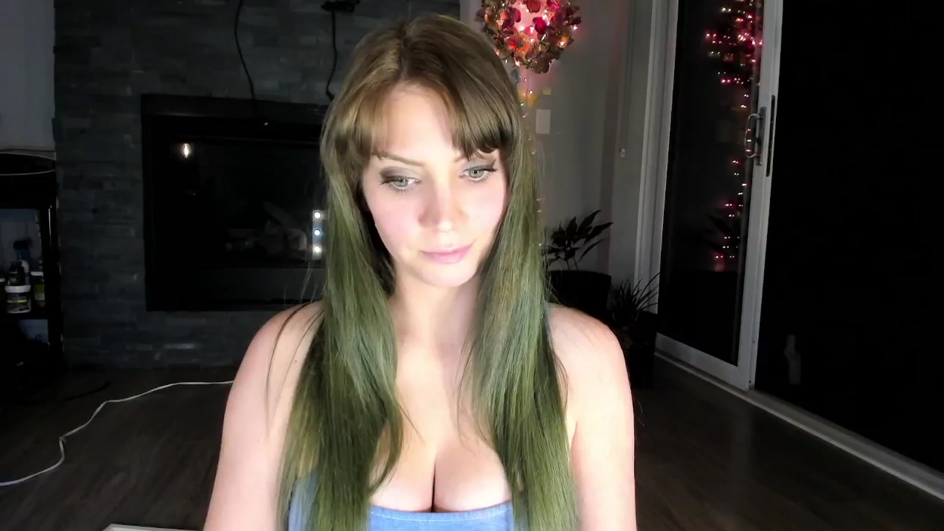 Gallery image thumbnail from Laurel's myfreecams stream on, 10/01/2024, 06:09 image 1 of 20
