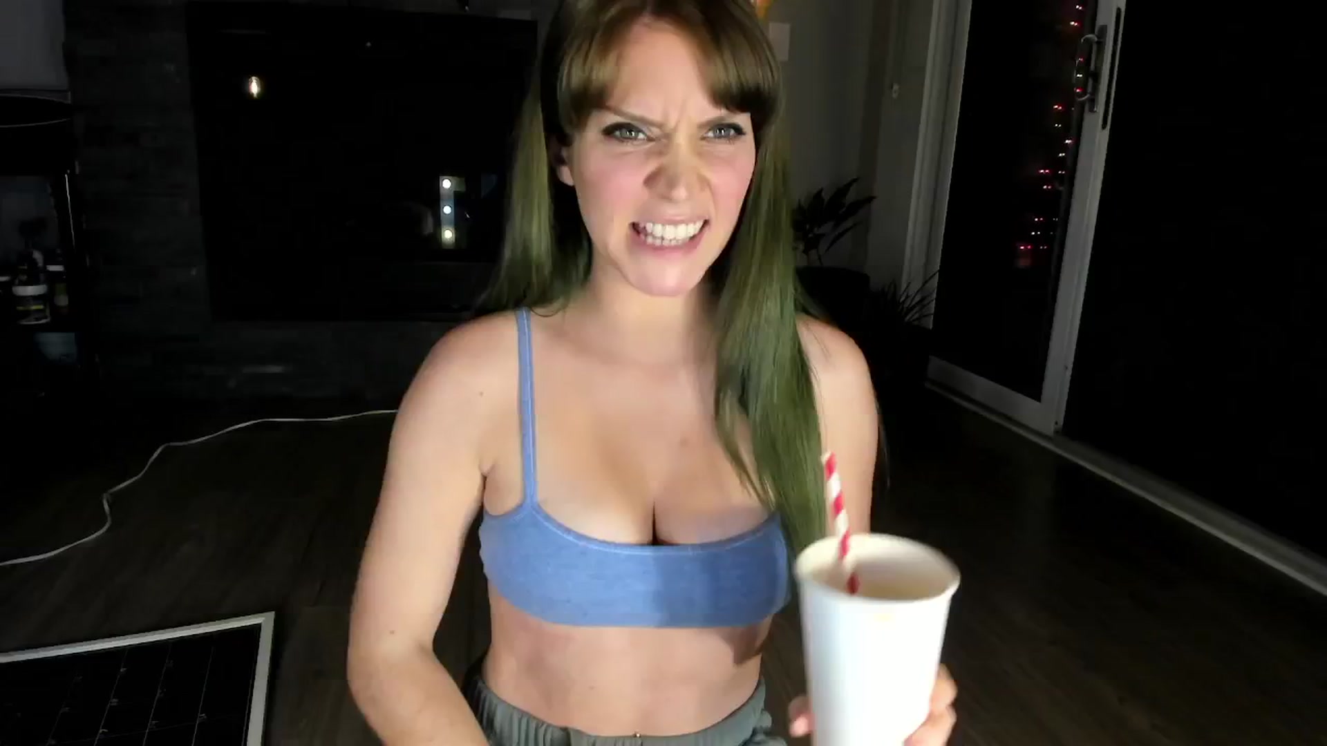 Gallery image thumbnail from Laurel's myfreecams stream on, 10/01/2024, 06:09 image 16 of 20