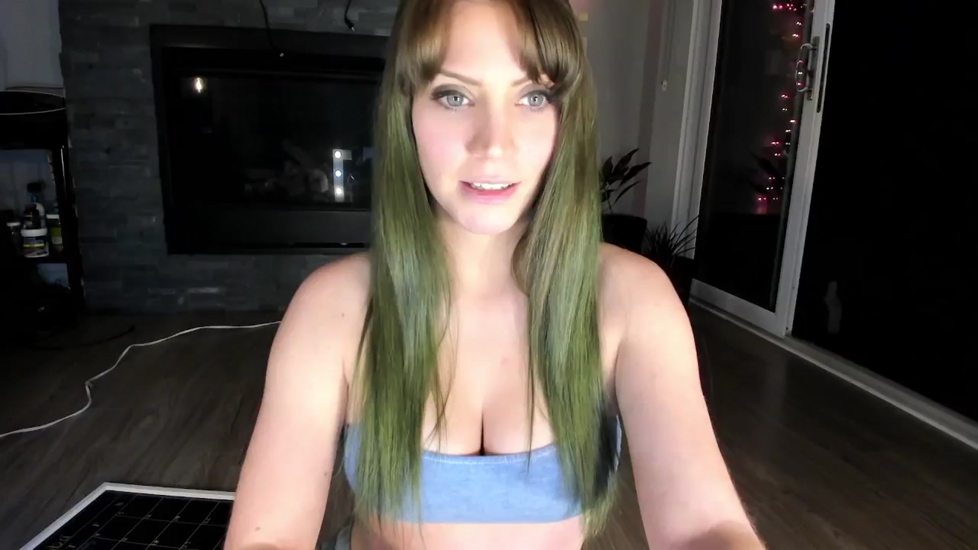 Gallery image thumbnail from Laurel's myfreecams stream on, 10/01/2024, 06:38 image 6 of 20