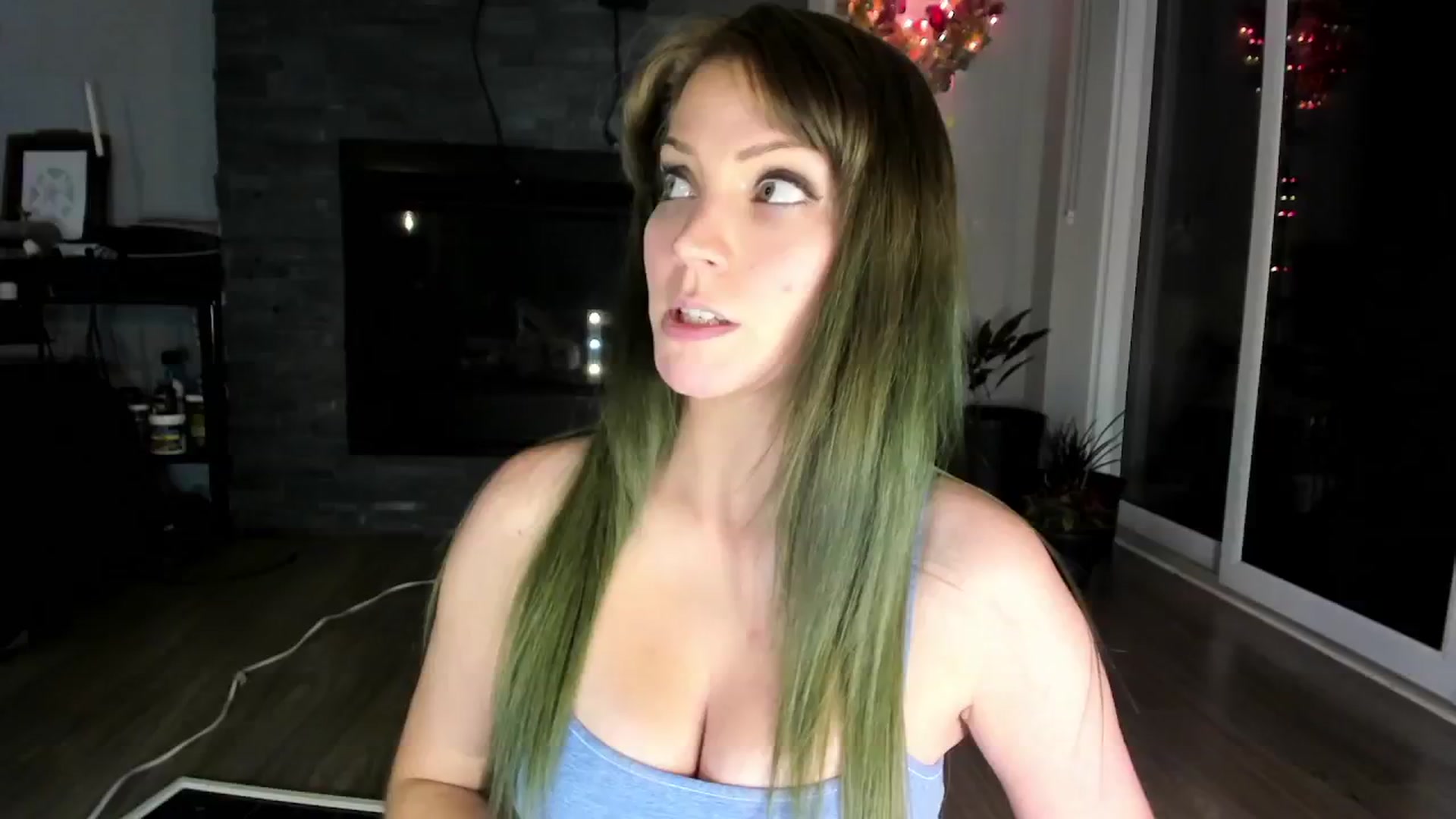 Gallery image thumbnail from Laurel's myfreecams stream on, 10/01/2024, 08:31 image 8 of 20