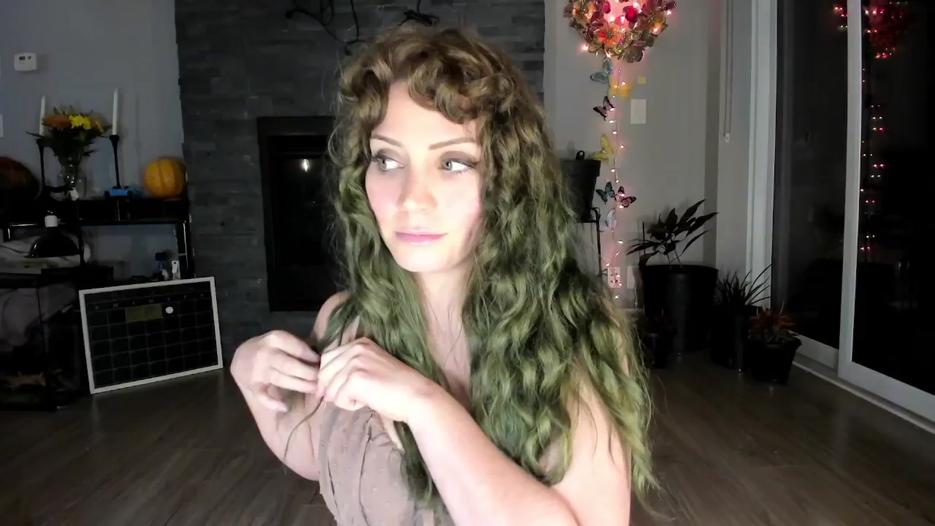 Gallery image thumbnail from Laurel's myfreecams stream on, 10/03/2024, 04:47 image 18 of 20