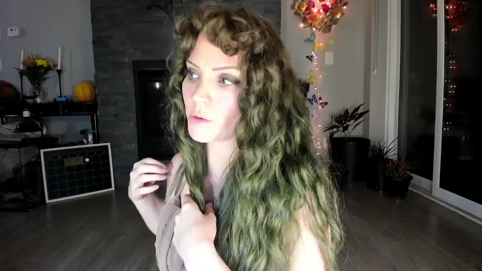 Gallery image thumbnail from Laurel's myfreecams stream on, 10/03/2024, 04:47 image 2 of 20