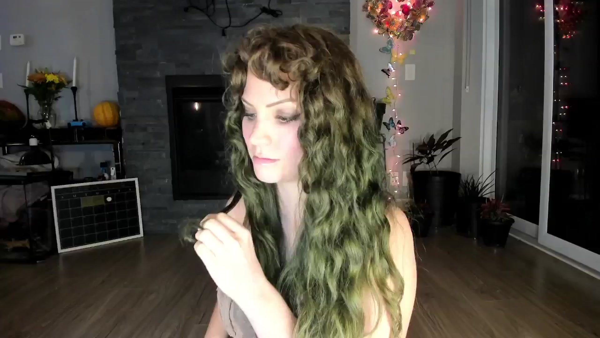 Gallery image thumbnail from Laurel's myfreecams stream on, 10/03/2024, 04:47 image 11 of 20