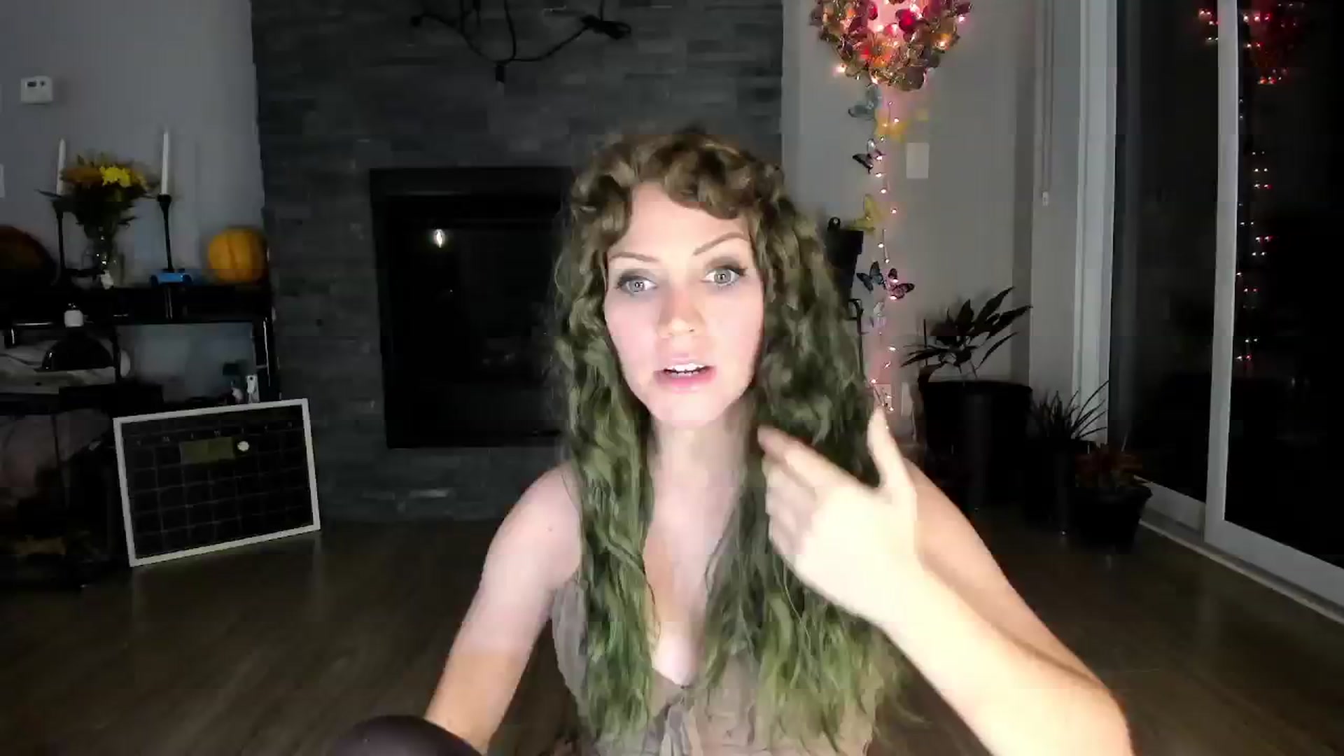 Gallery image thumbnail from Laurel's myfreecams stream on, 10/03/2024, 04:47 image 14 of 20