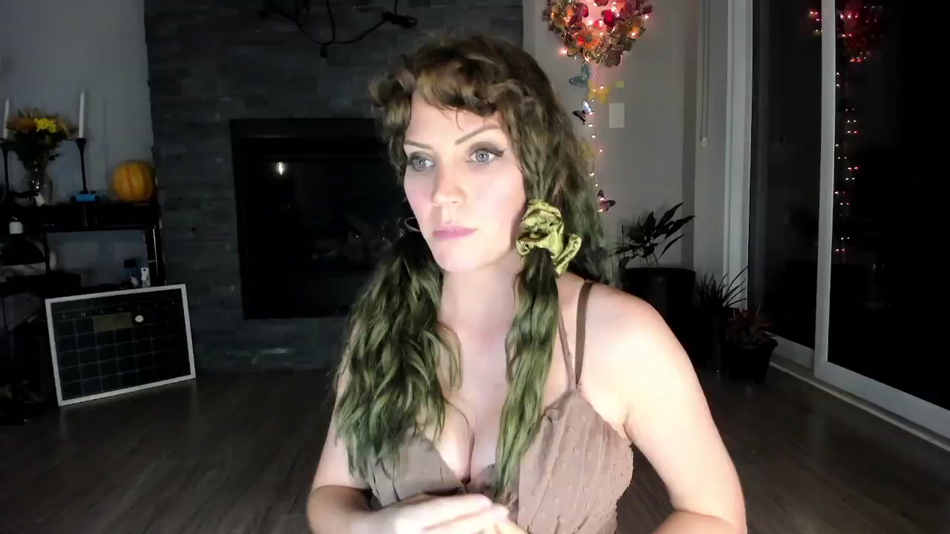 Gallery image thumbnail from Laurel's myfreecams stream on, 10/03/2024, 05:44 image 4 of 20