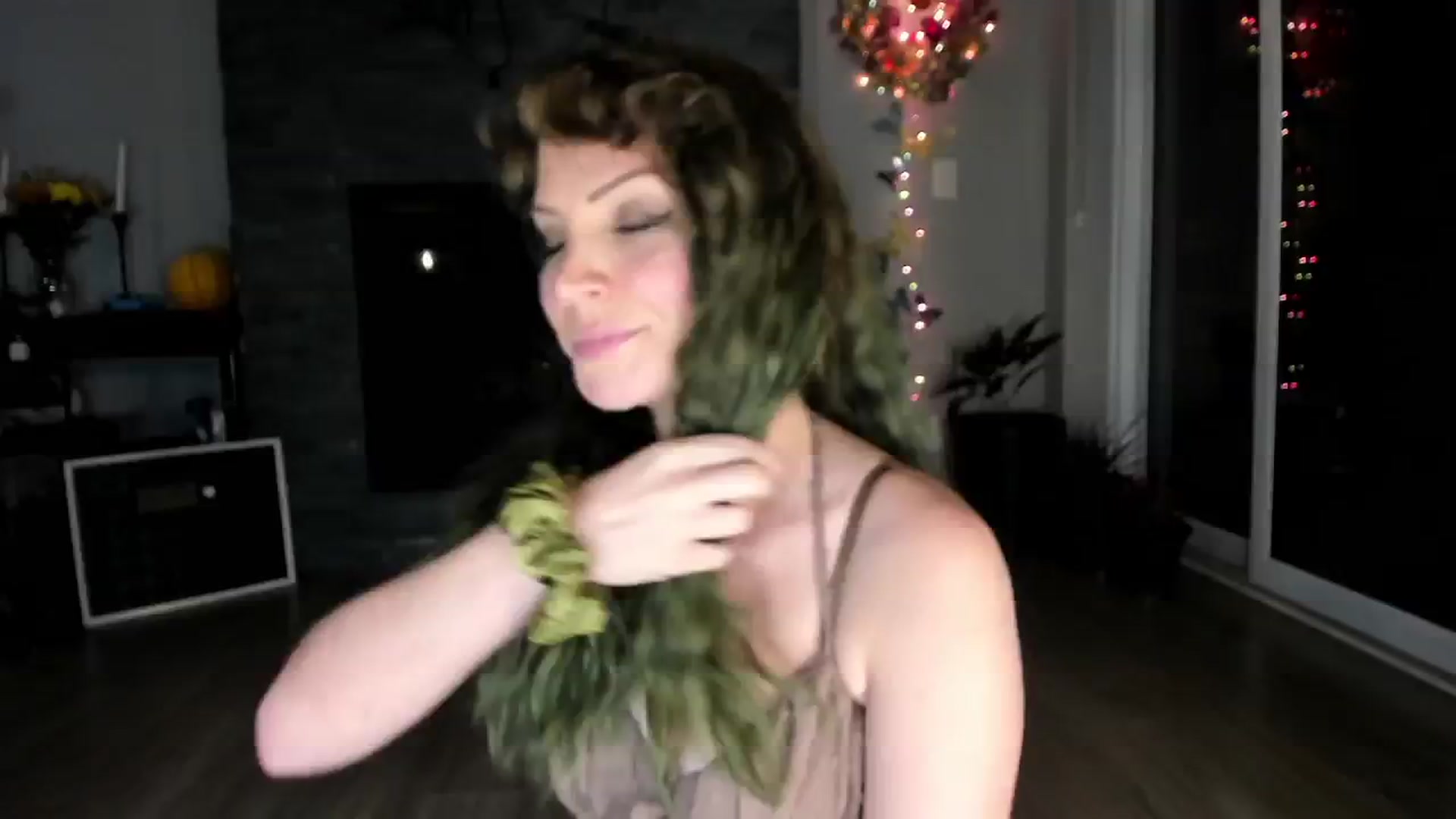 Gallery image thumbnail from Laurel's myfreecams stream on, 10/03/2024, 05:44 image 7 of 20