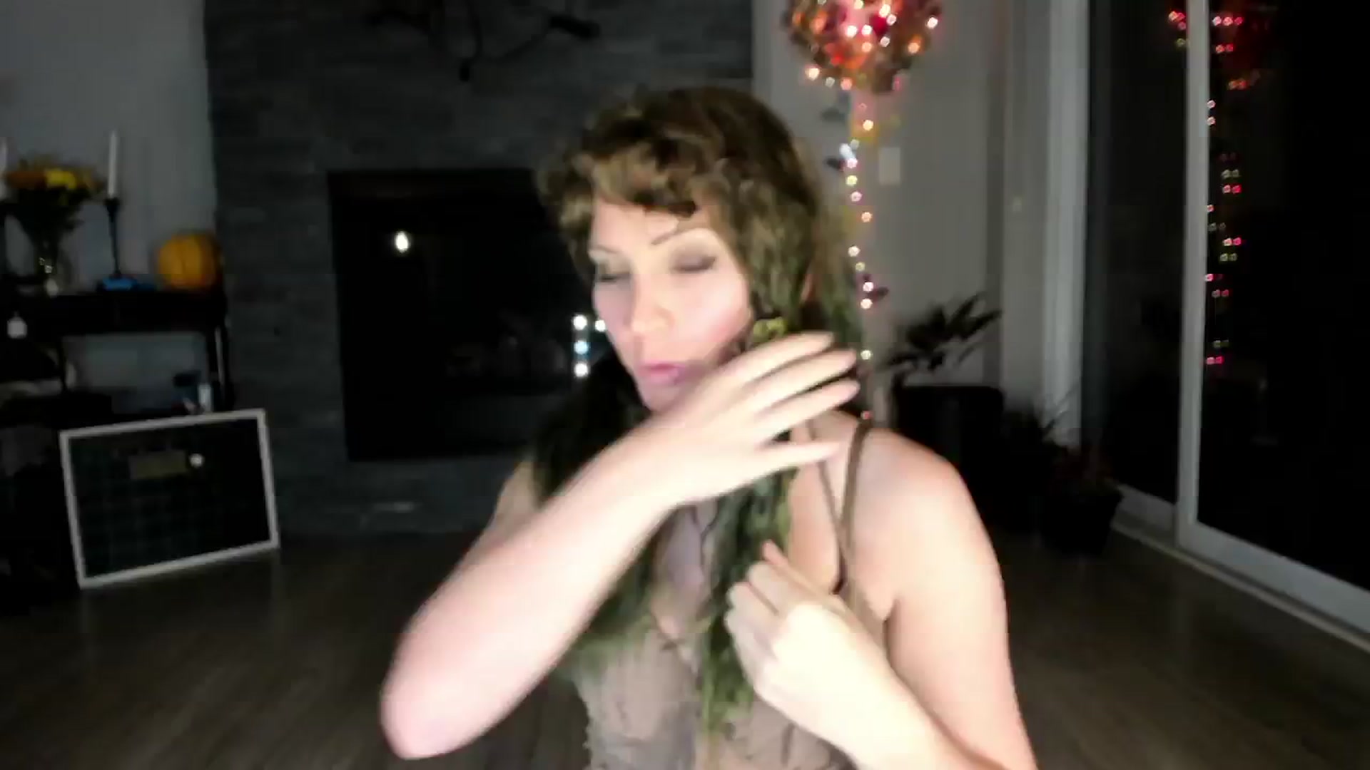Gallery image thumbnail from Laurel's myfreecams stream on, 10/03/2024, 05:44 image 6 of 20