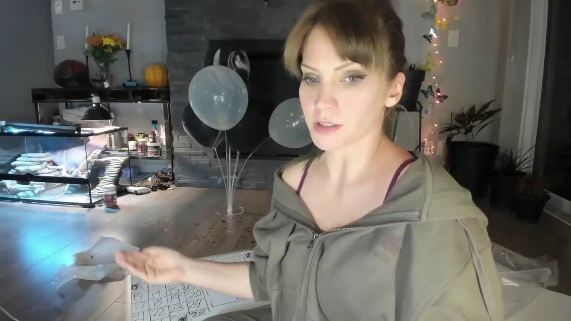 Gallery image thumbnail from Laurel's myfreecams stream on, 10/05/2024, 06:55 image 14 of 20