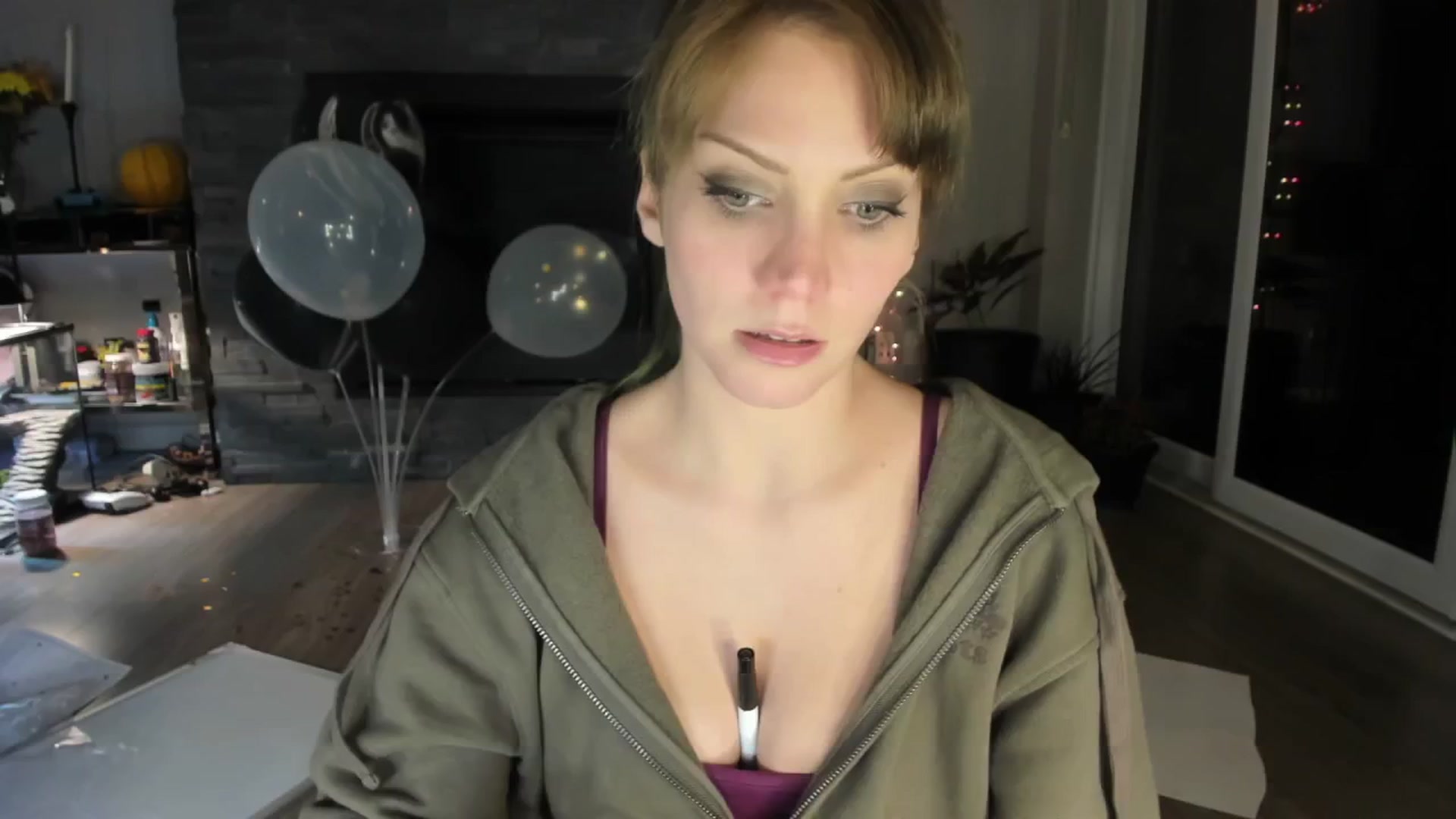 Gallery image thumbnail from Laurel's myfreecams stream on, 10/05/2024, 06:55 image 18 of 20
