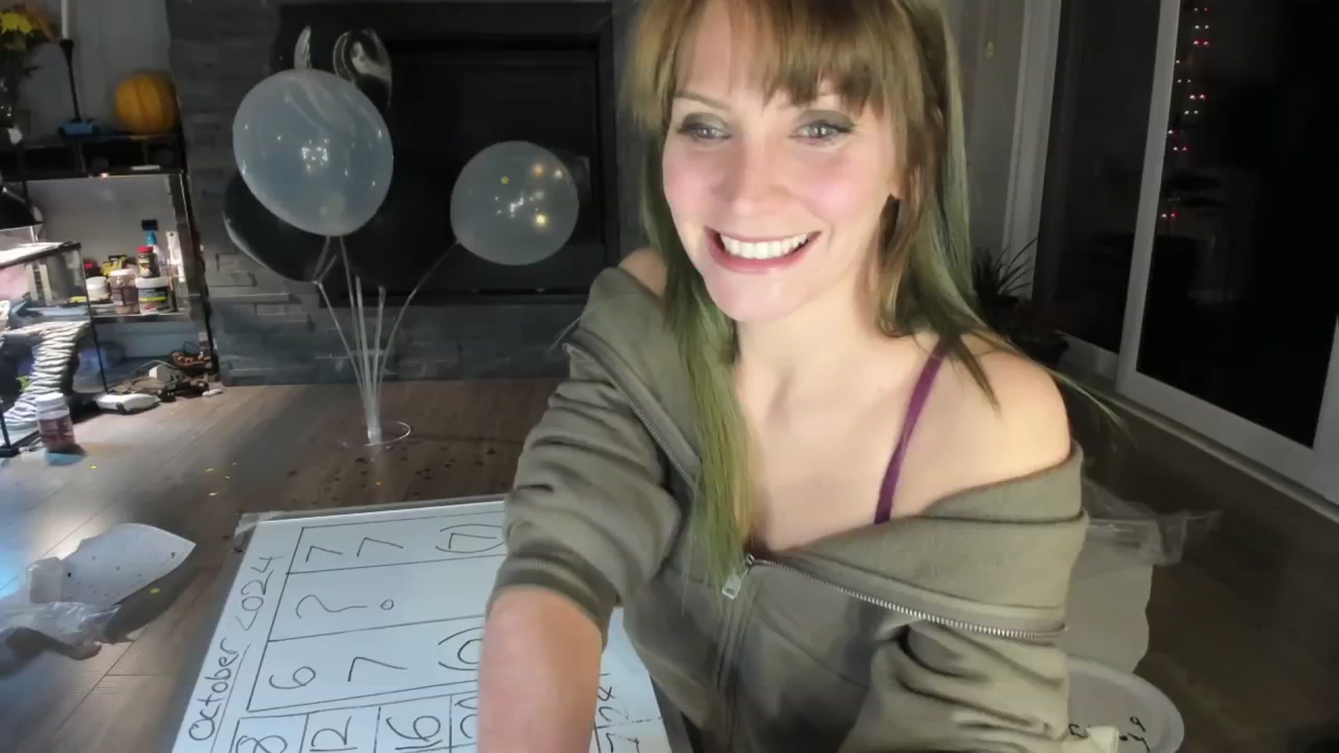Gallery image thumbnail from Laurel's myfreecams stream on, 10/05/2024, 06:55 image 10 of 20