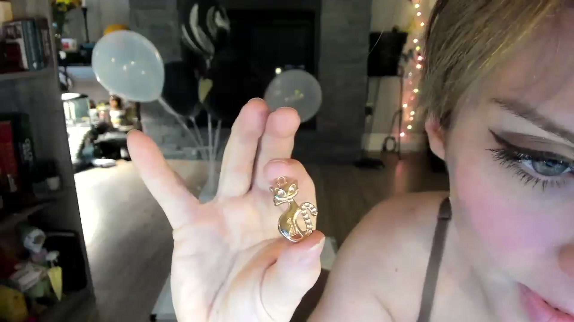 Gallery image thumbnail from Laurel's myfreecams stream on, 10/06/2024, 05:35 image 12 of 20