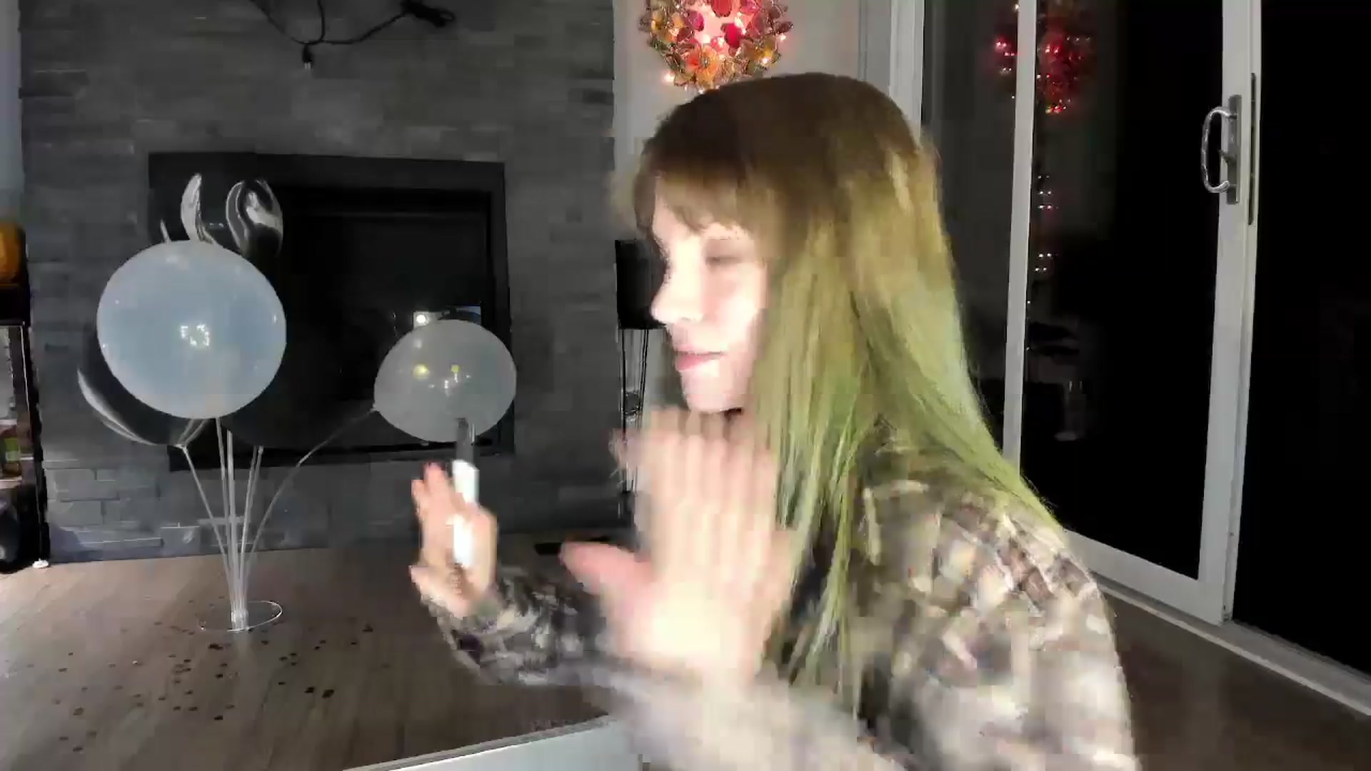 Gallery image thumbnail from Laurel's myfreecams stream on, 10/06/2024, 05:35 image 8 of 20