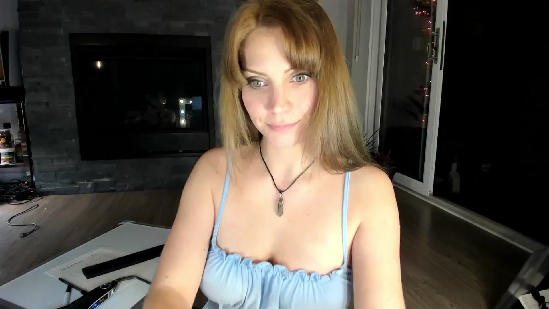 Gallery image thumbnail from Laurel's myfreecams stream on, 10/07/2024, 03:01 image 16 of 20