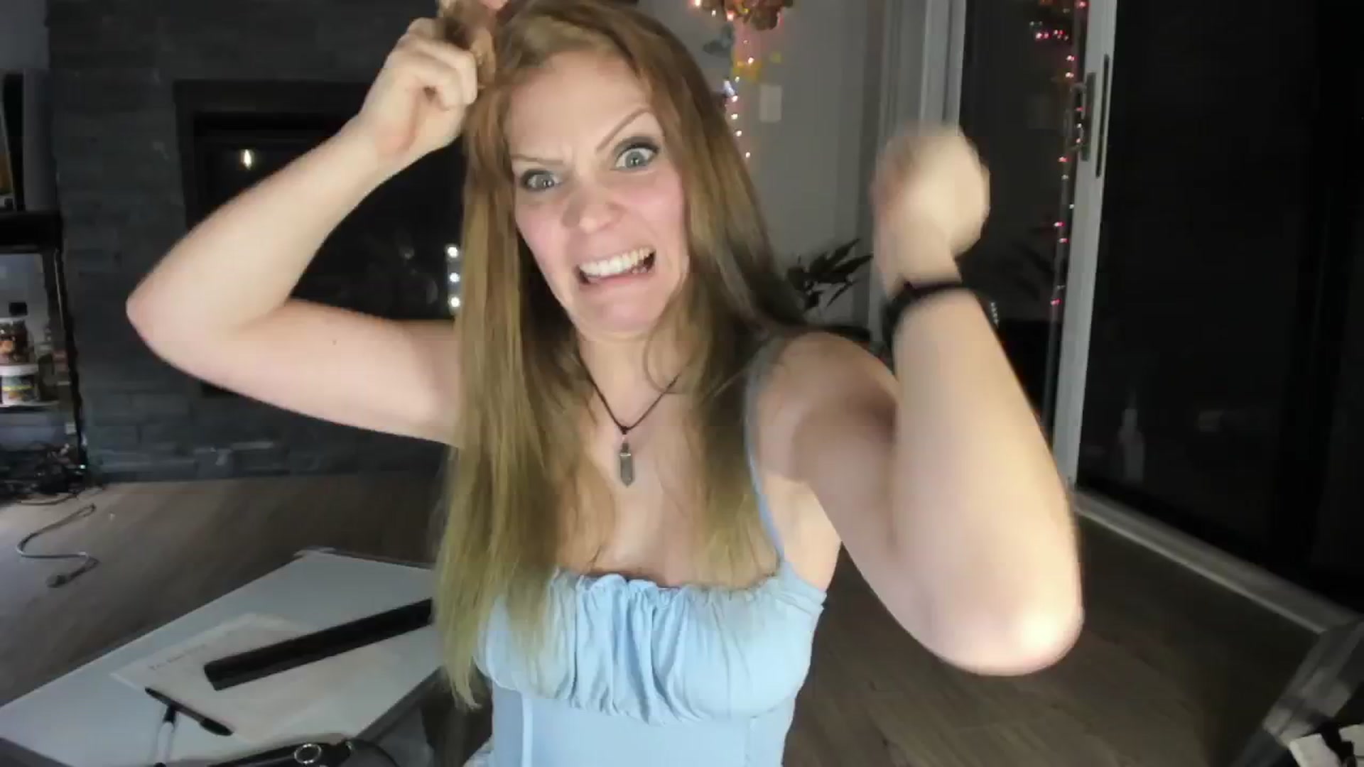 Gallery image thumbnail from Laurel's myfreecams stream on, 10/07/2024, 03:38 image 9 of 20