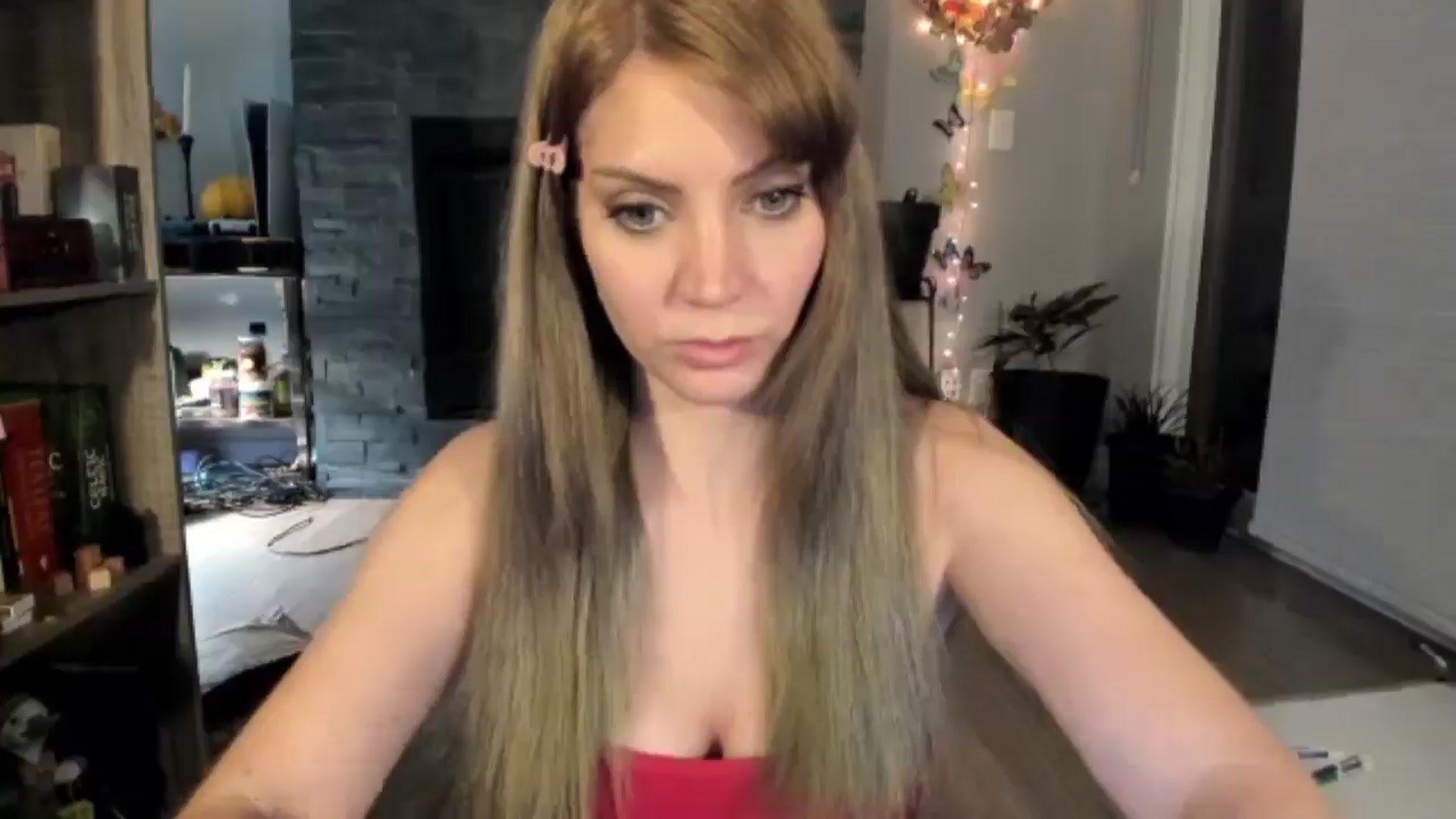 Gallery image thumbnail from Laurel's myfreecams stream on, 10/10/2024, 04:36 image 5 of 20